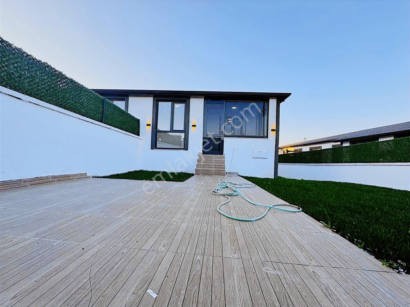 ꧂3+1 280m2 Arsa İçerisinde Muazzam Kalitede Tekkatlı ꧂ - Görsel 2