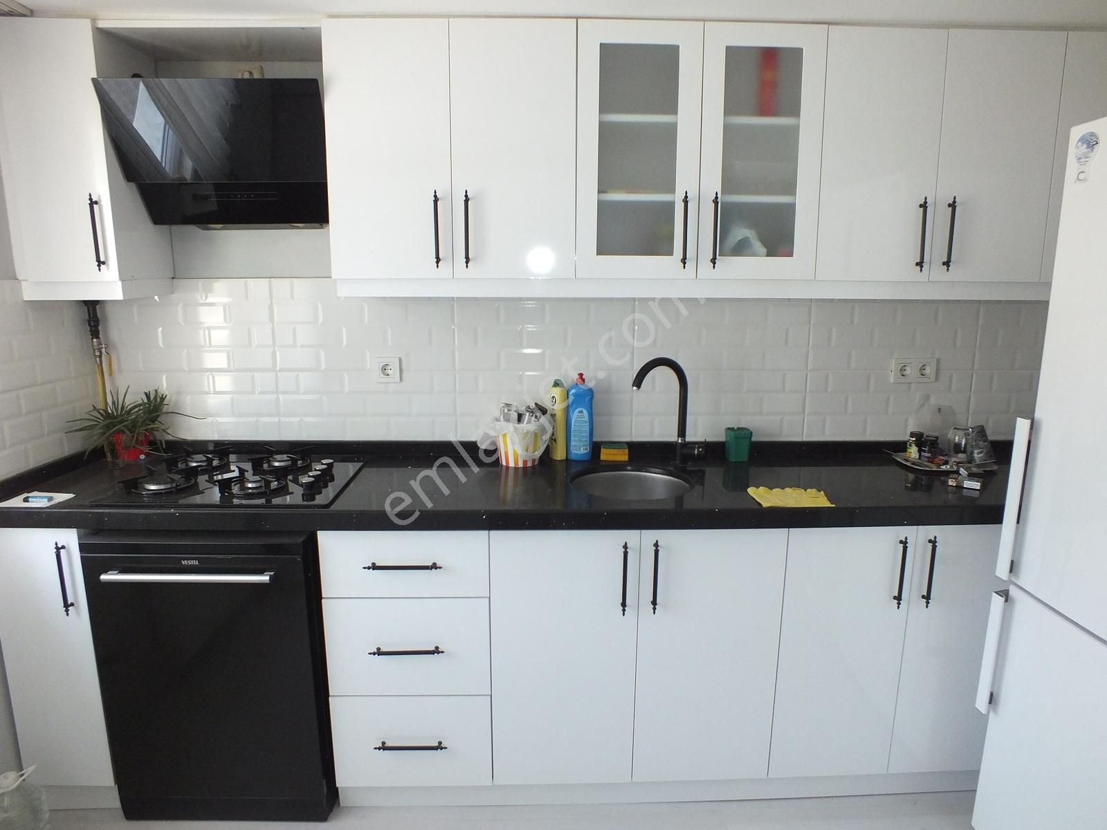 Esenler Mah. Metroya Yürüme Mesafesinde 2+1 Kiralıkçatı Katı - Görsel 19