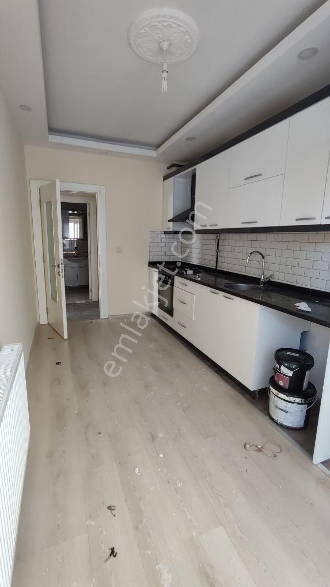 Korkuteli Yeni Mahallede Kiralık 2+1 Daire - Görsel 11