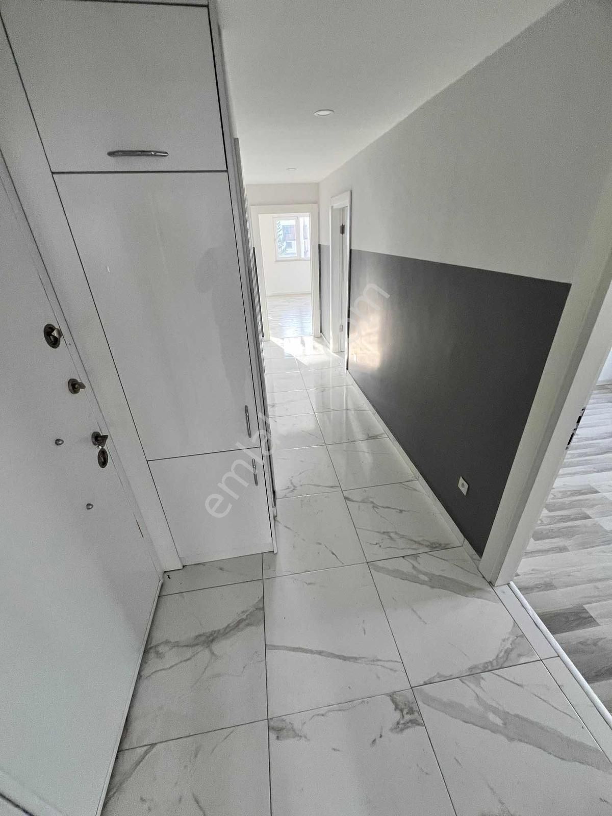 Kızılarık Mahallesi 2+1 Katta Kiralık Daire - Görsel 12