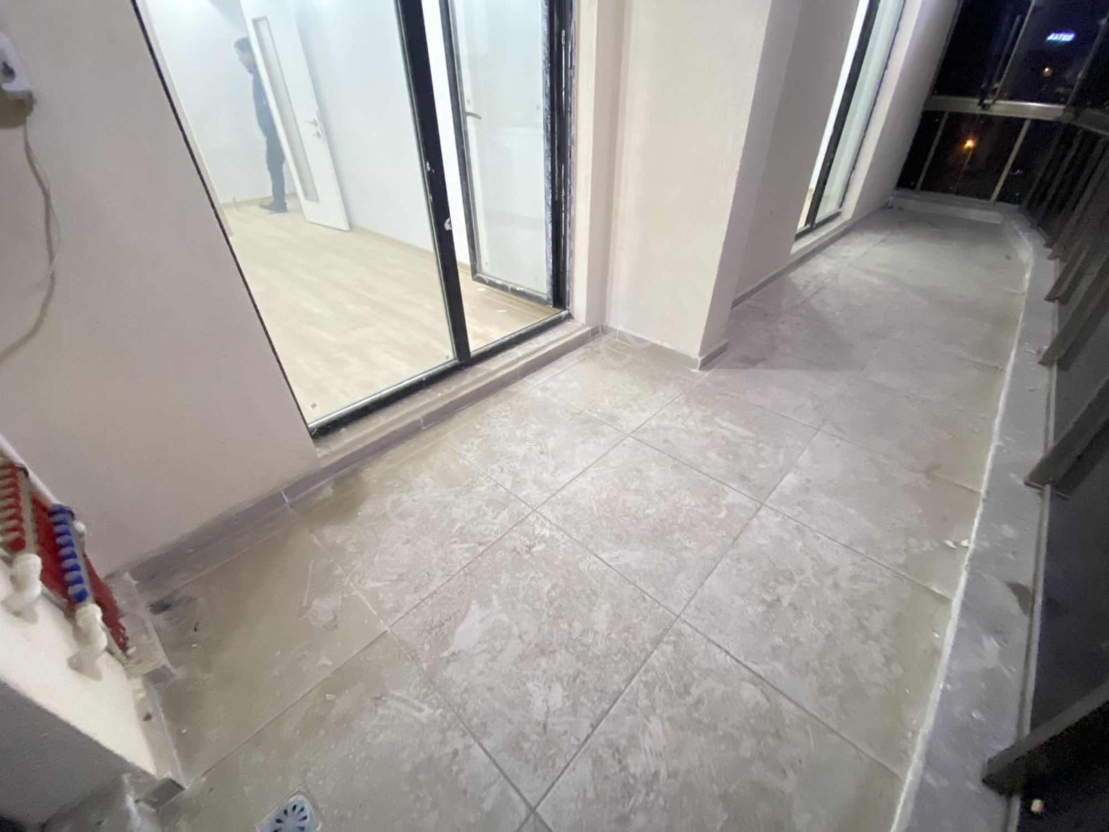 Tuğradan Tekirdağ Yolunda 3+1 145 M2 Satılık Lüx Daire - Görsel 12