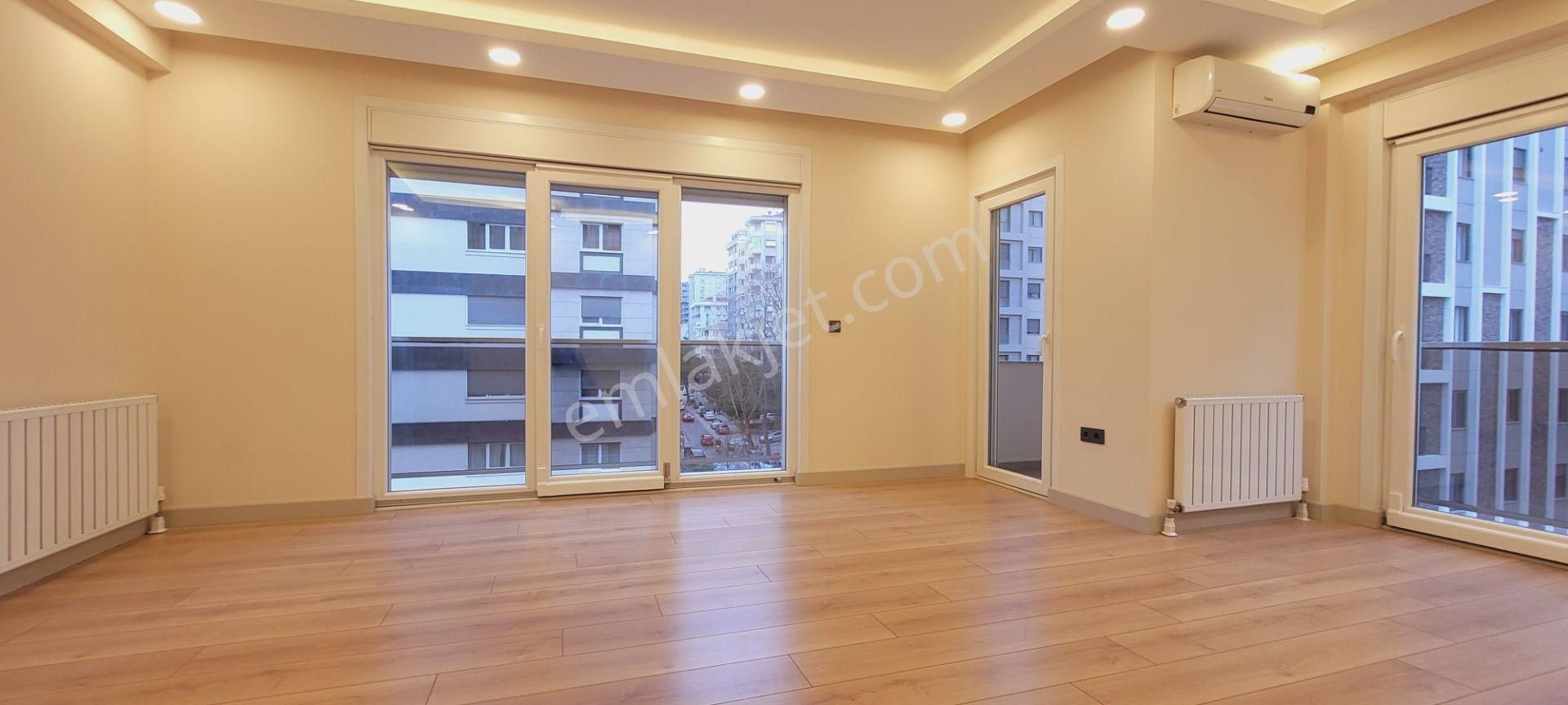 7/24 Güvenlikli Sitede Spor Salonlu Havuzlu 2+1 Net 85m2 - Görsel 3