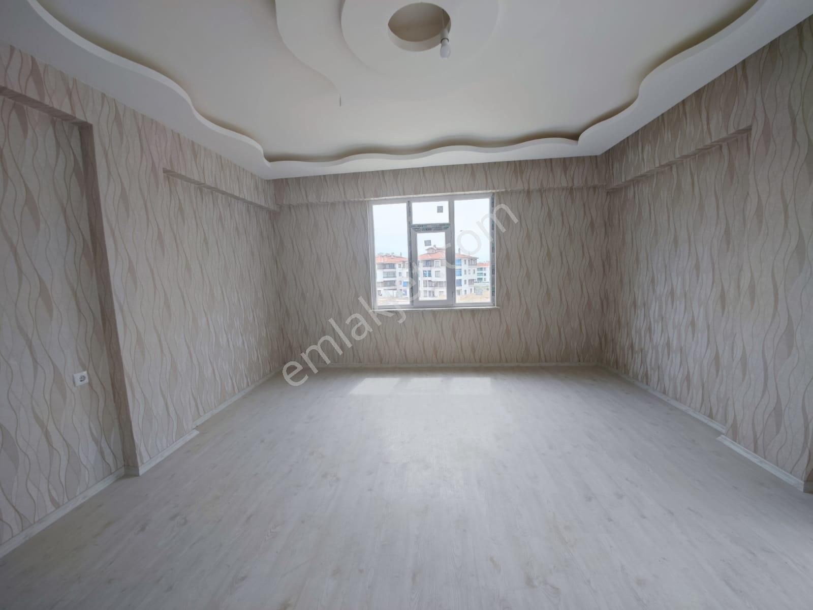 Parsana Mahallesi Site İçi Ara Kat 3+1 Daire - Görsel 9