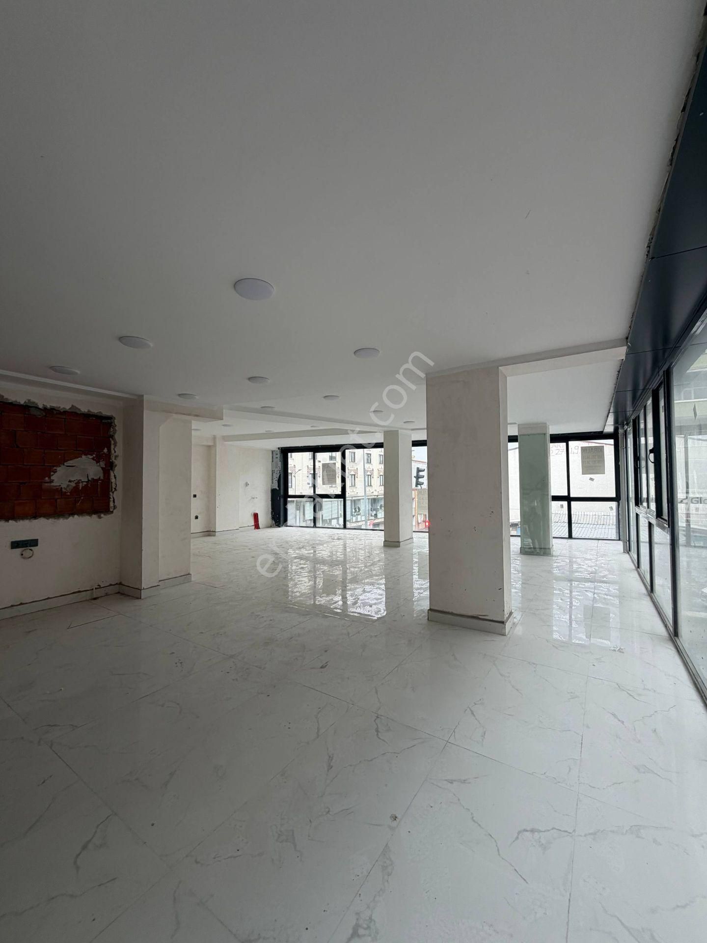 Esenyurt Sultaniye Mahallesi 100 M² Kiralık Sıfır Boş Dükkan İşlek Cadde Üzeri Meydana 5 Dk. Yürüme - Görsel 11