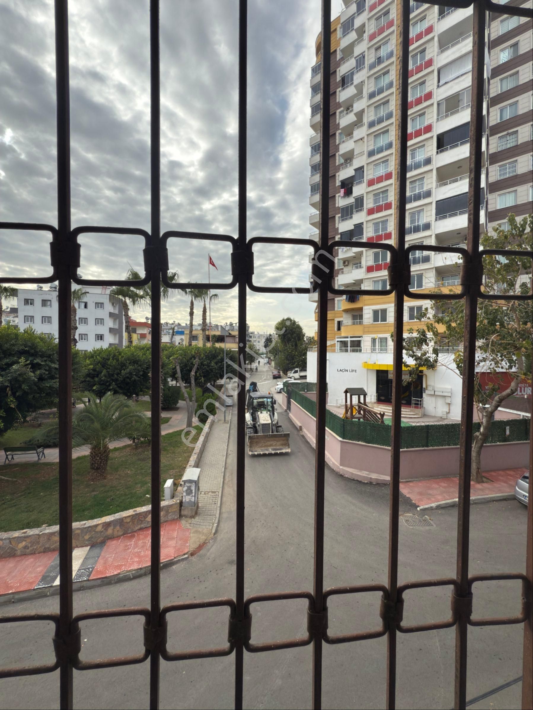 Barış Mahallesi Çift Cephesi Açık Müstakil Ara Kat Daire - Görsel 19