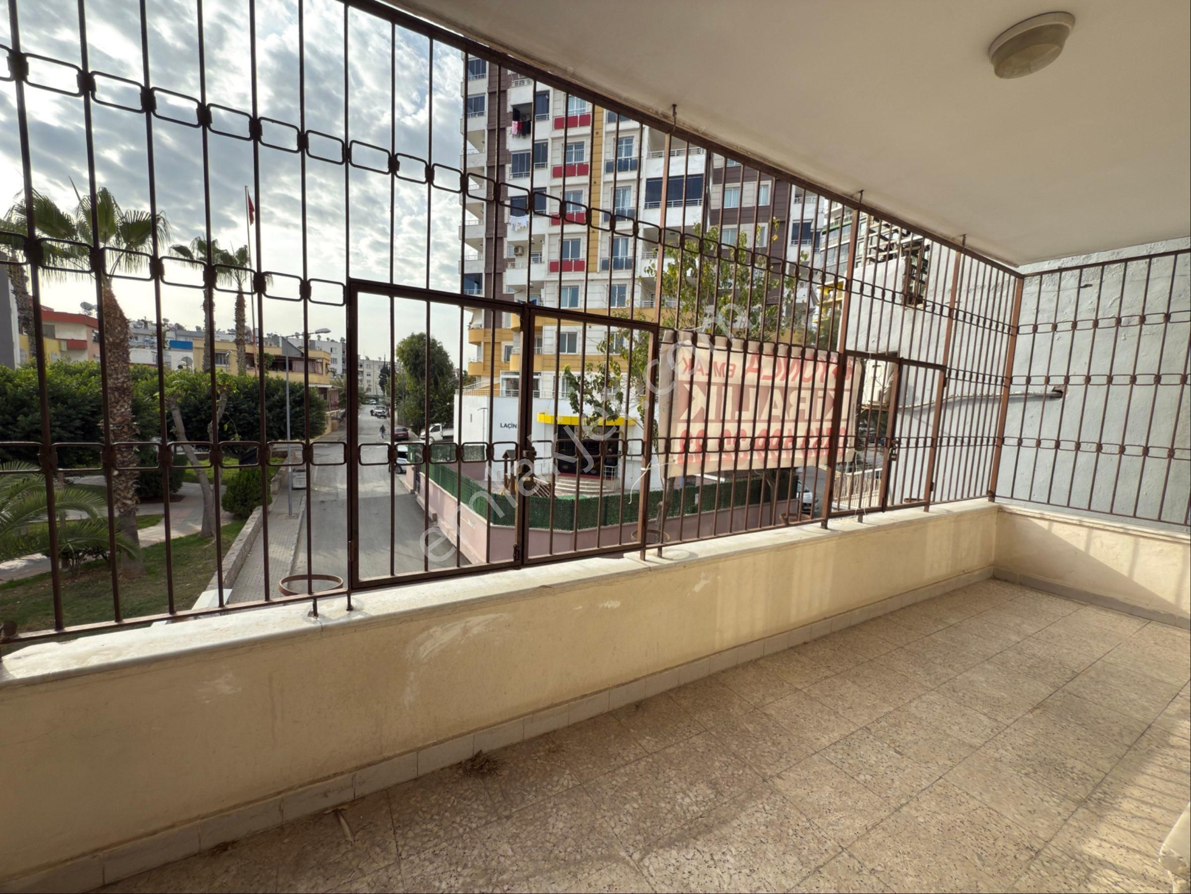 Barış Mahallesi Çift Cephesi Açık Müstakil Ara Kat Daire - Görsel 8