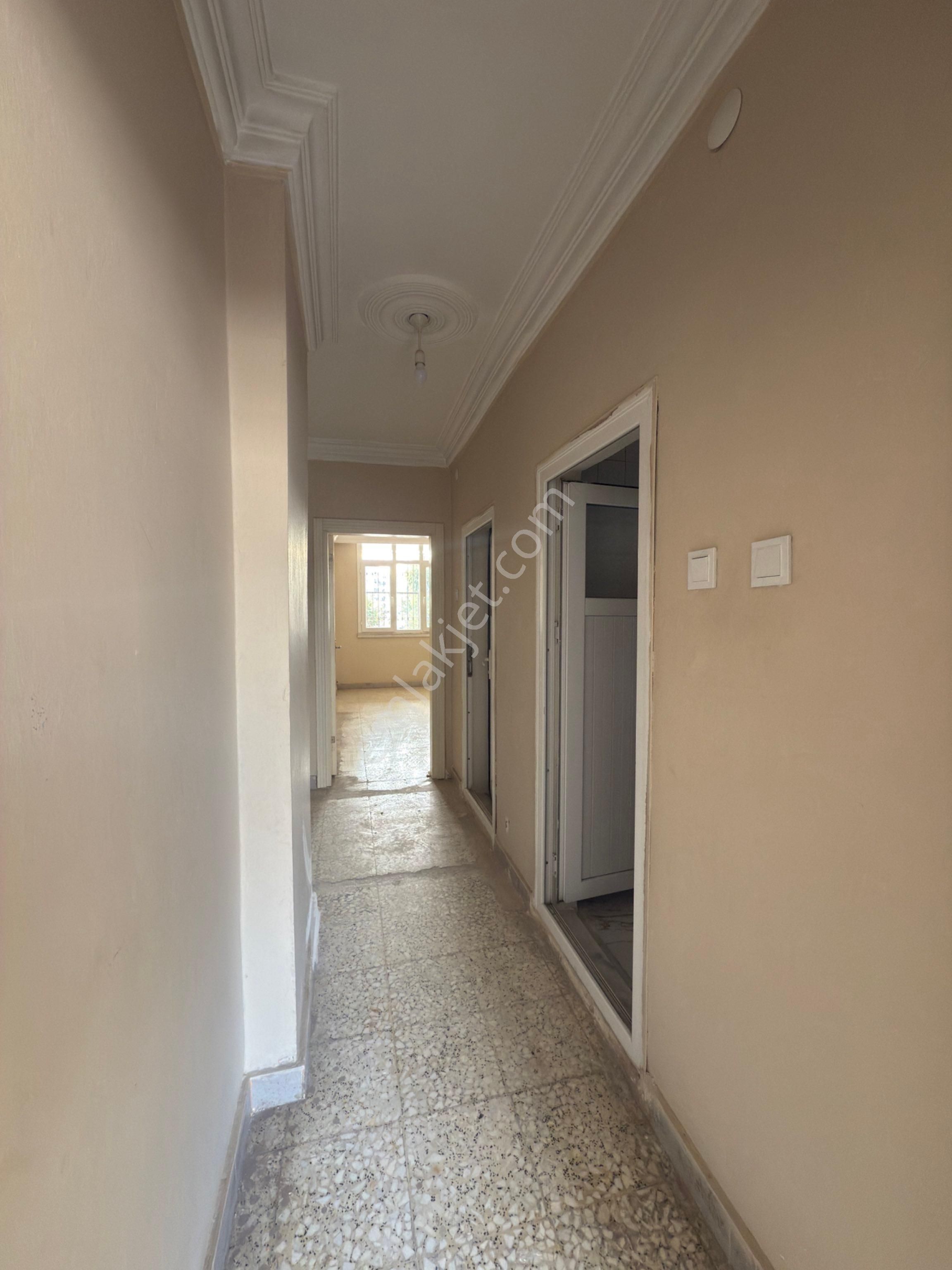 Barış Mahallesi Çift Cephesi Açık Müstakil Ara Kat Daire - Görsel 24