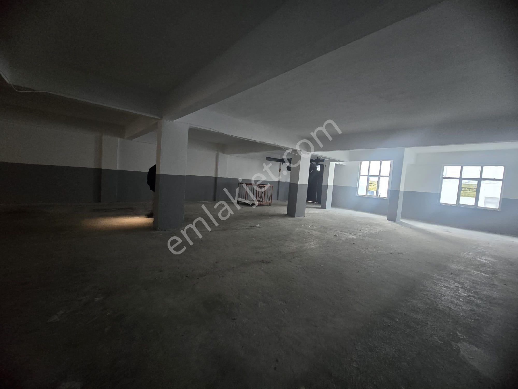 Toyap İnşaat Tan Uğurmumcu Mah 650m2 1.ve 2 Katlar Kiralık Dükkan