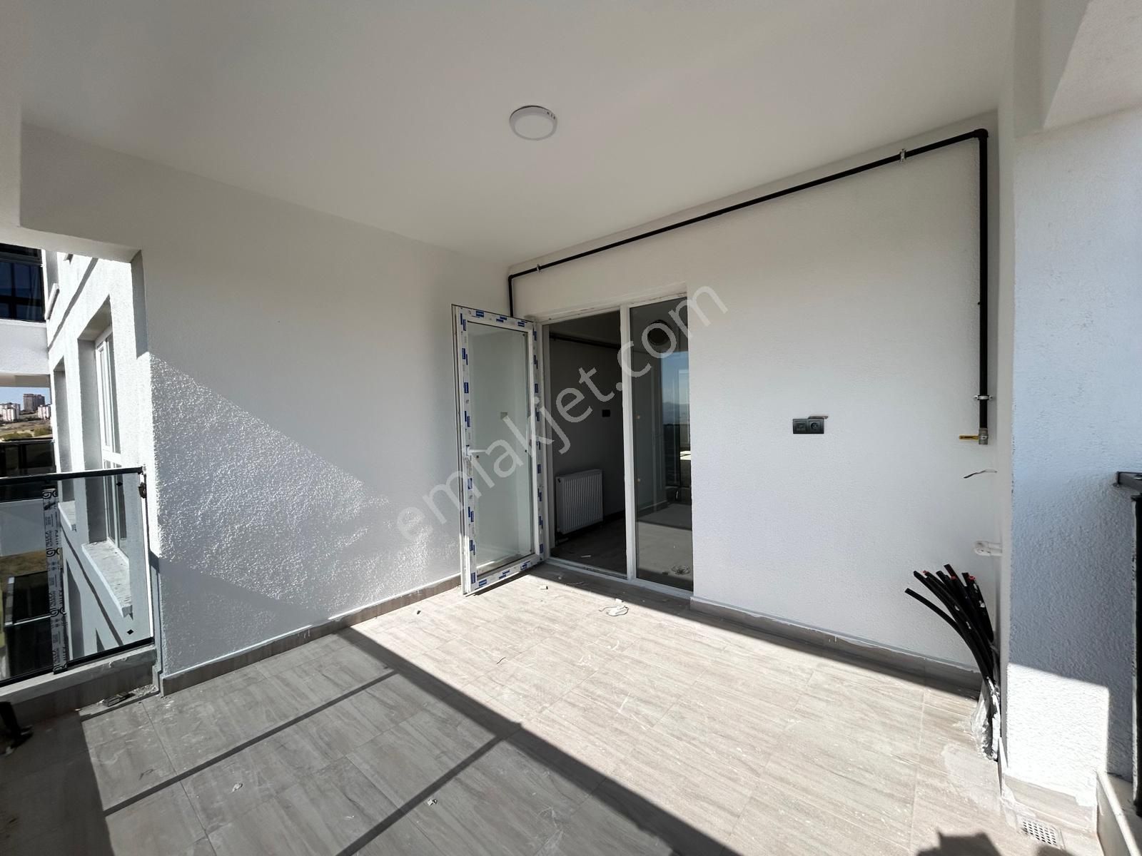 Yapracık Da Yeni Bina Da Full Yapılı Bakımlı Kiralık Daire - Görsel 3