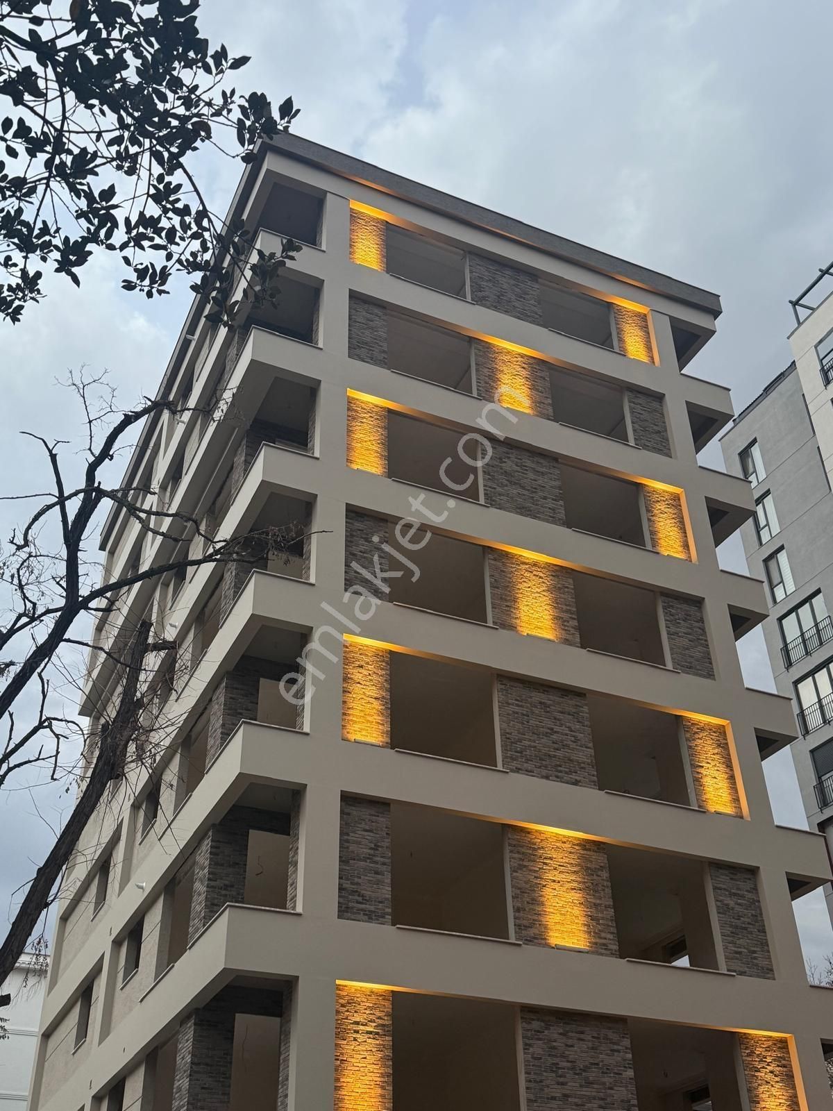 Utkudan Suadiyede Marmaraya Yakın Sıfır Binada 90m2 Satılık 2+1