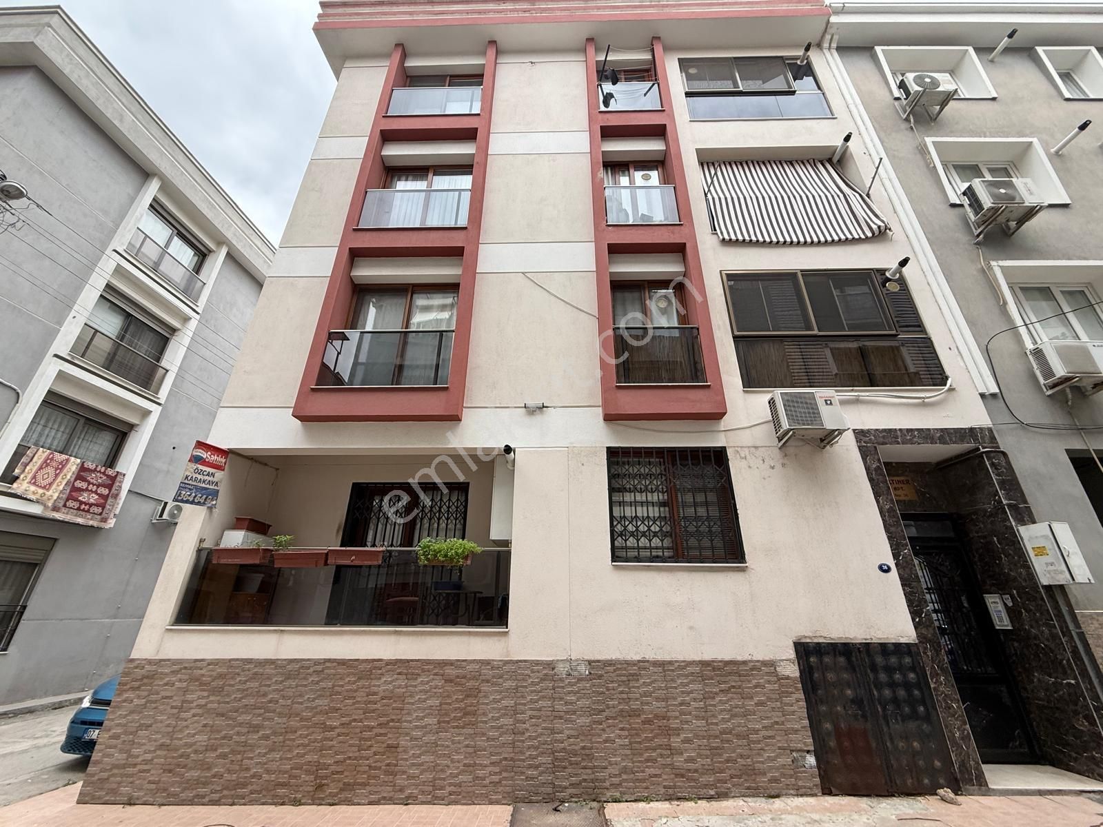 Hürriyet Mah İzban’a Yakın, Doğalgazlı, 2+1 Eşyalı Geniş Balkonlu Satılık Daire - Görsel 3