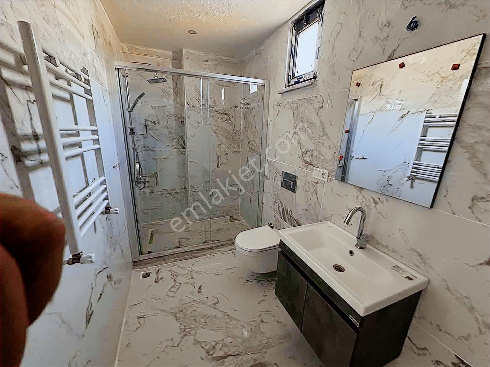 Denize Yakın Satılık 3+1 İskanı Alınmış Köşe Parsel Villa - Görsel 16