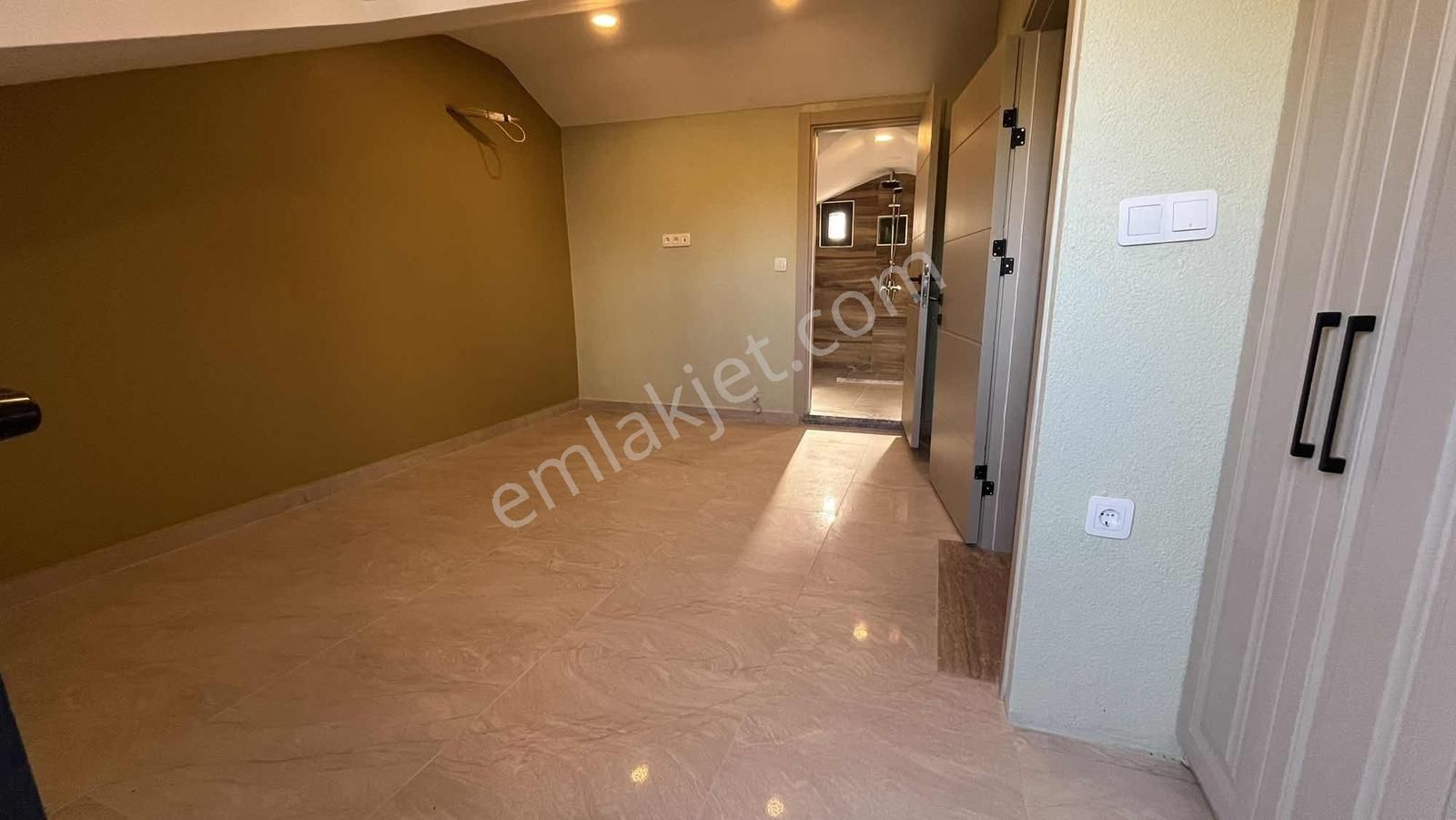 Turunç Dereözünde Standartları Dışında Lüks İkiz Havuzlu Villa - Görsel 7