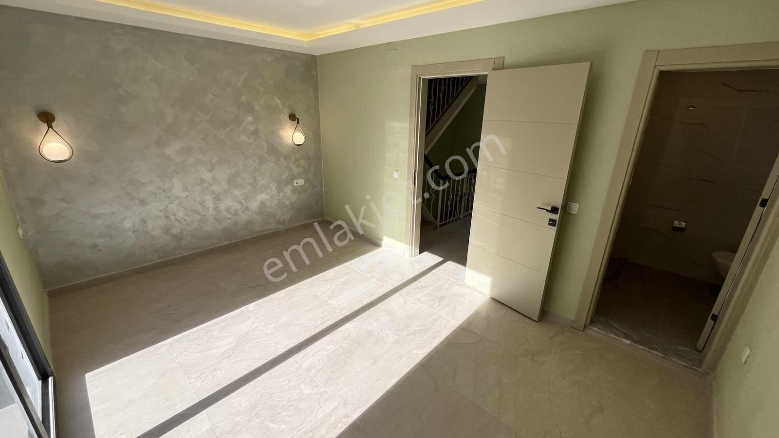 Turunç Dereözünde Standartları Dışında Lüks İkiz Havuzlu Villa - Görsel 3