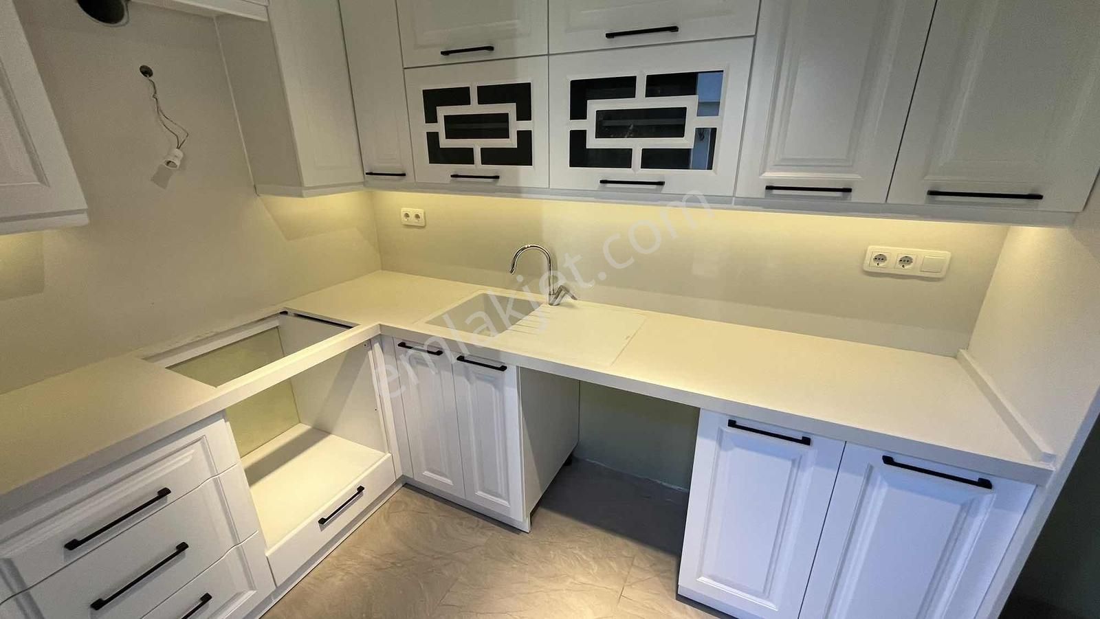 Turunç Dereözünde Standartları Dışında Lüks İkiz Havuzlu Villa - Görsel 21
