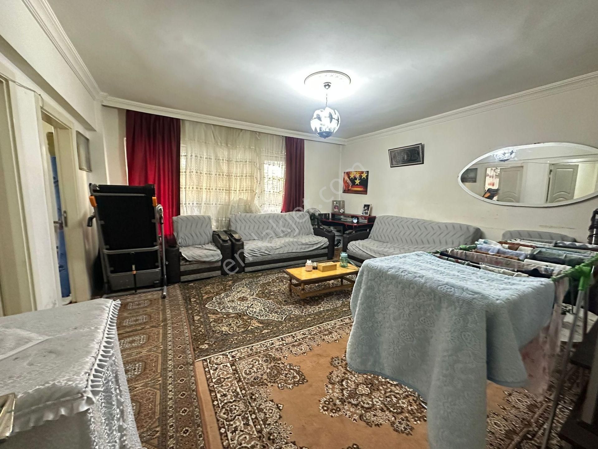 Çiçekli Okulu Yanı 3+1 Y.giriş, Isı Yalıtımlı Bina, Otoparklı - Görsel 3