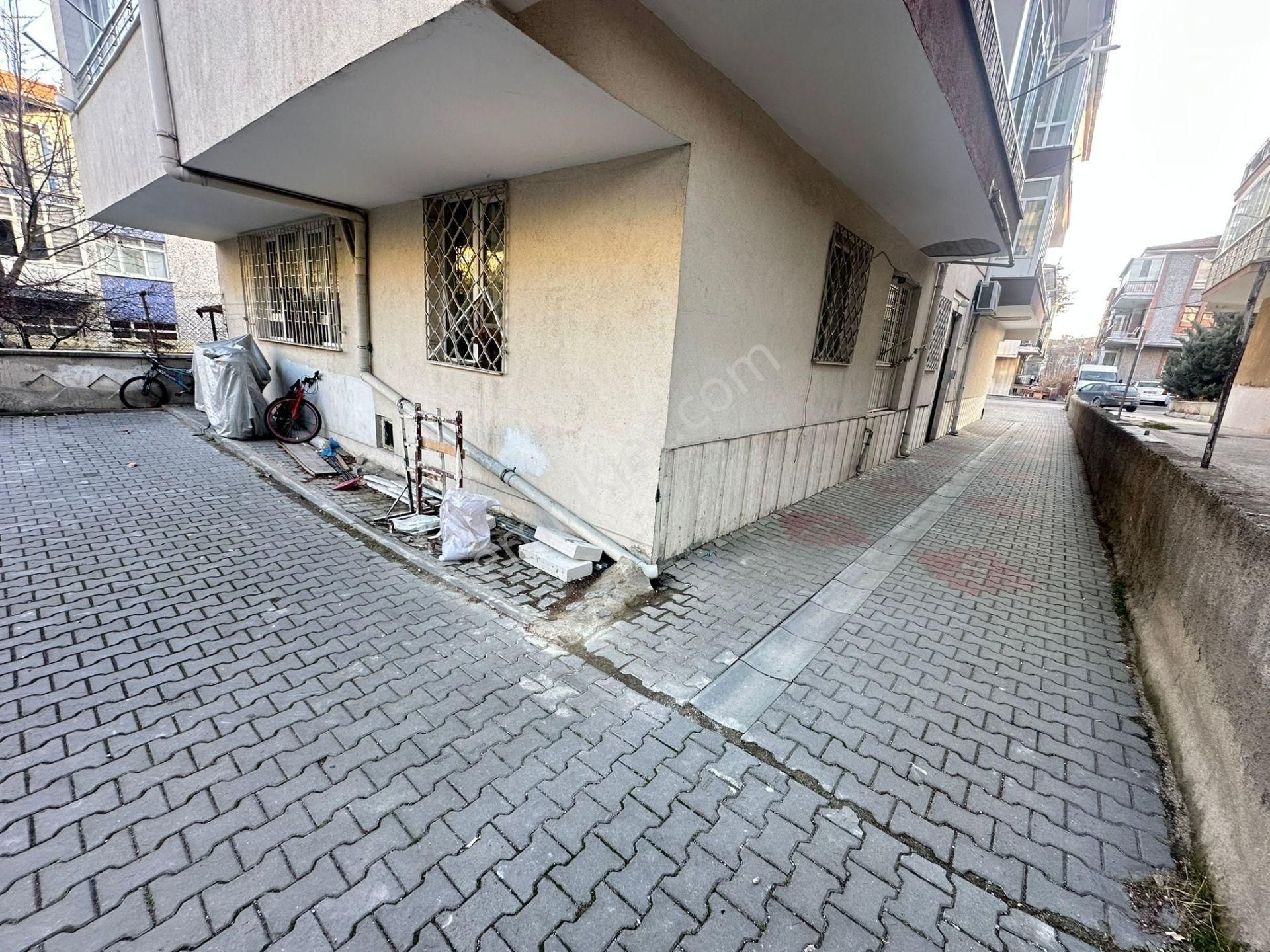 Çiçekli Okulu Yanı 3+1 Y.giriş, Isı Yalıtımlı Bina, Otoparklı - Görsel 21