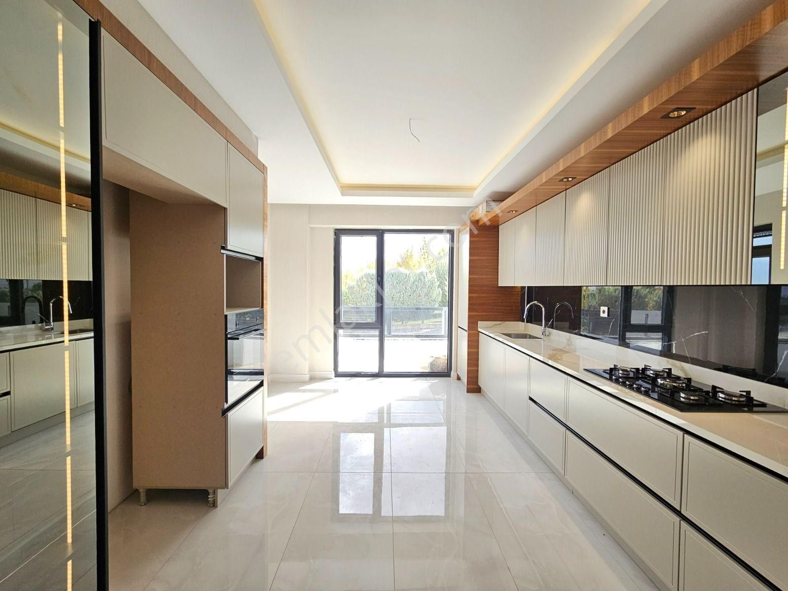 Kelebekler Vadisi Yakını Ultra Lüx Sıfır 3+1 Daireler - Görsel 4