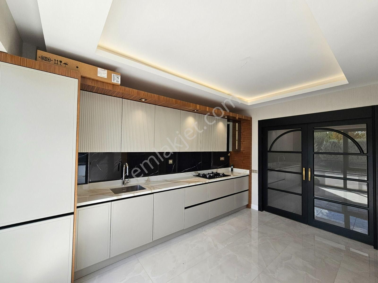 Kelebekler Vadisi Yakını Ultra Lüx Sıfır 3+1 Daireler