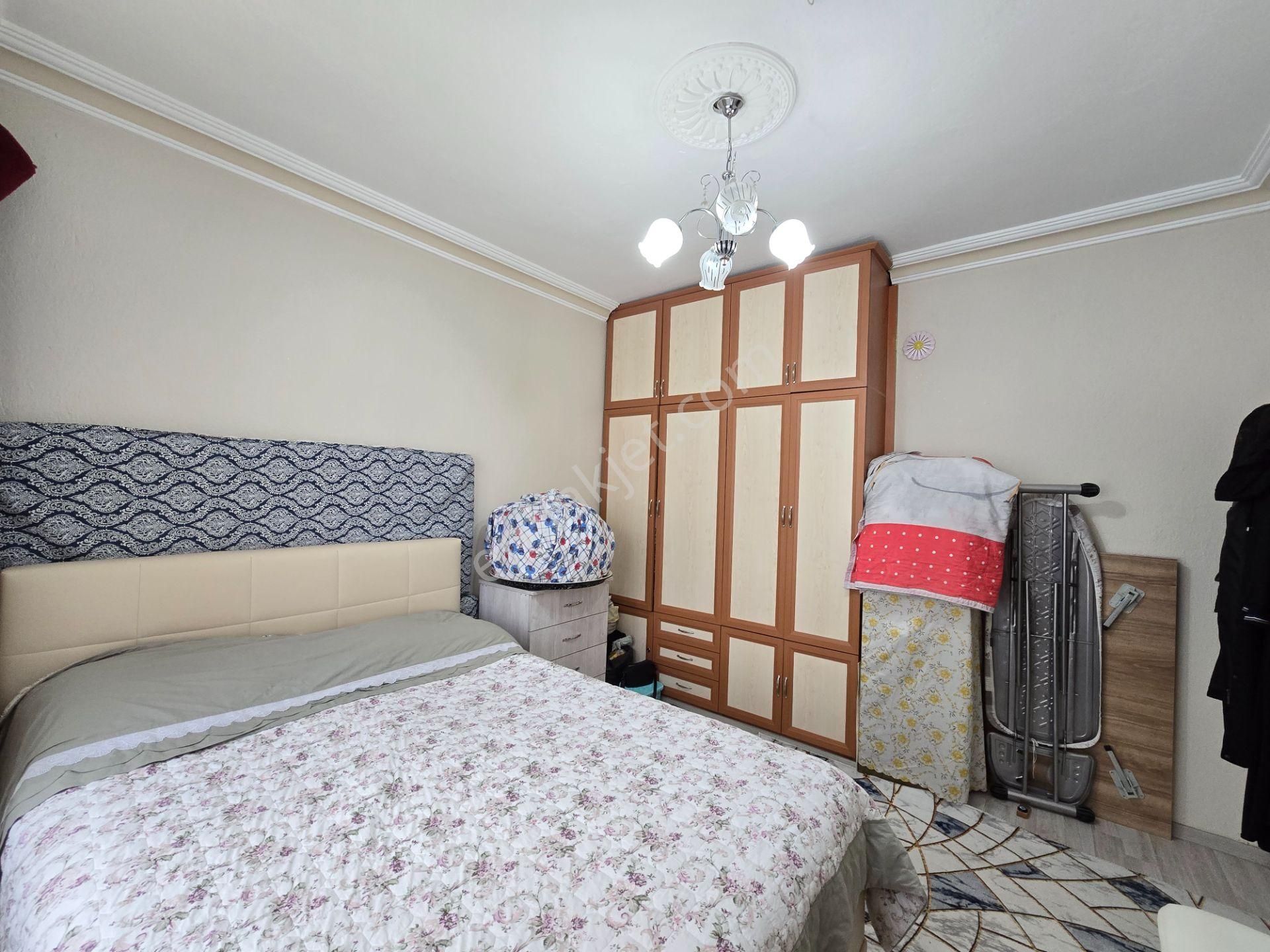 Alemdar Caddesine Cephe Merkezi Lokasyonda Bakımlı 3+1 Daire - Görsel 38