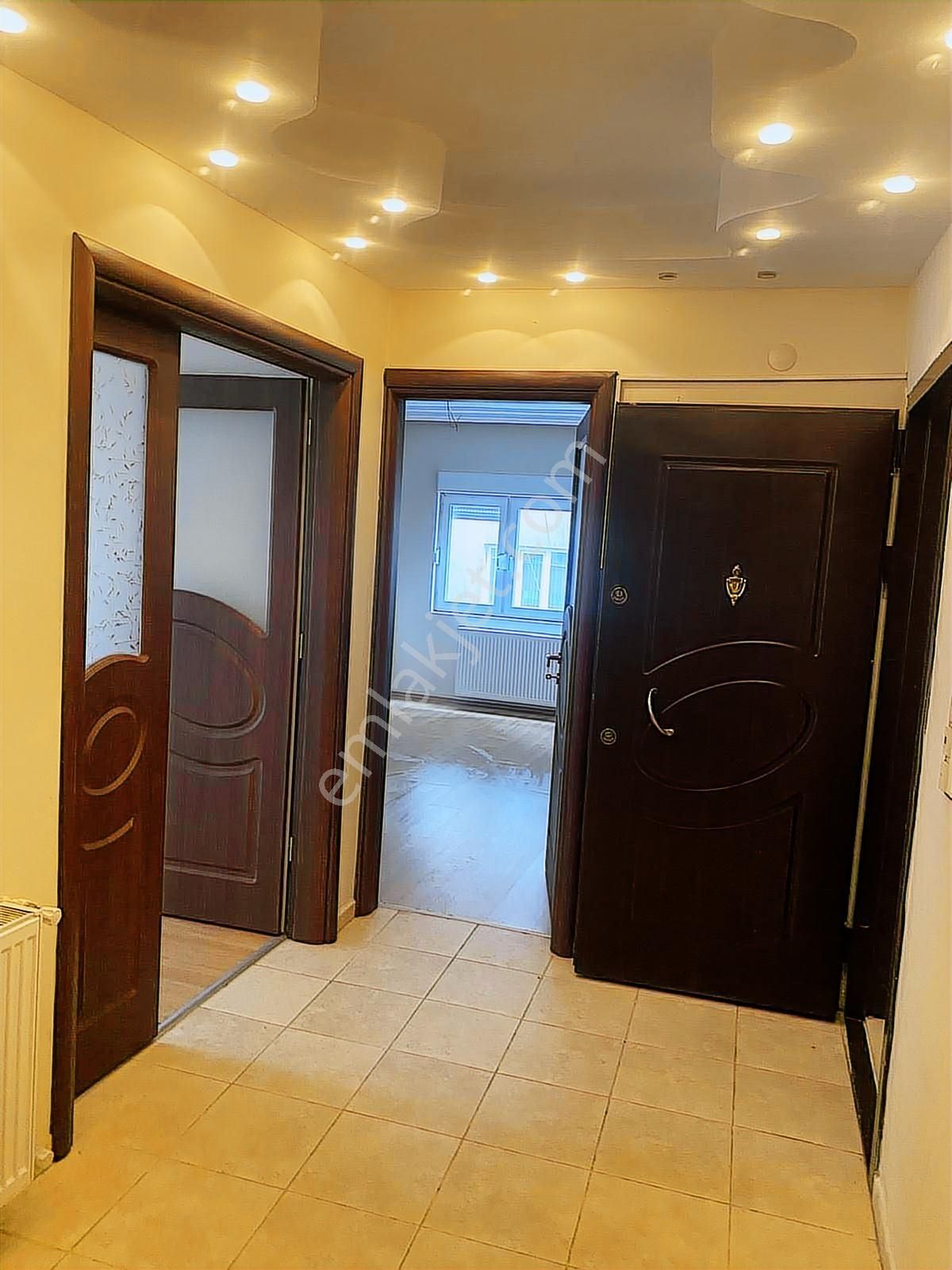 Gözde Emlakdan Şehir Merkezinde Satılık Köşe Başı Daire - Görsel 21