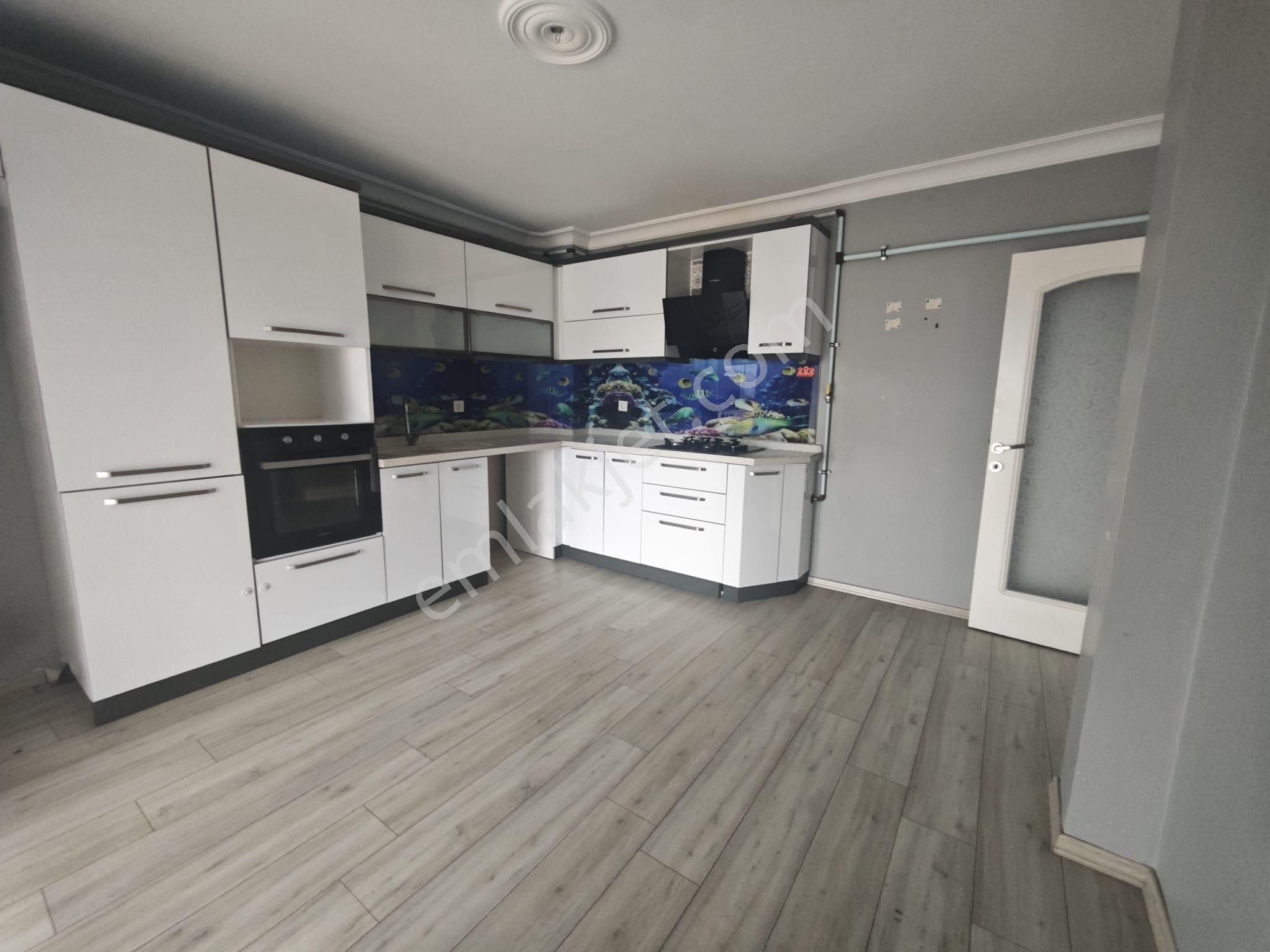 Lider Emlak'tan Başpınar'da Cadde Üzeri 3+1 Satılık Daire - Görsel 2