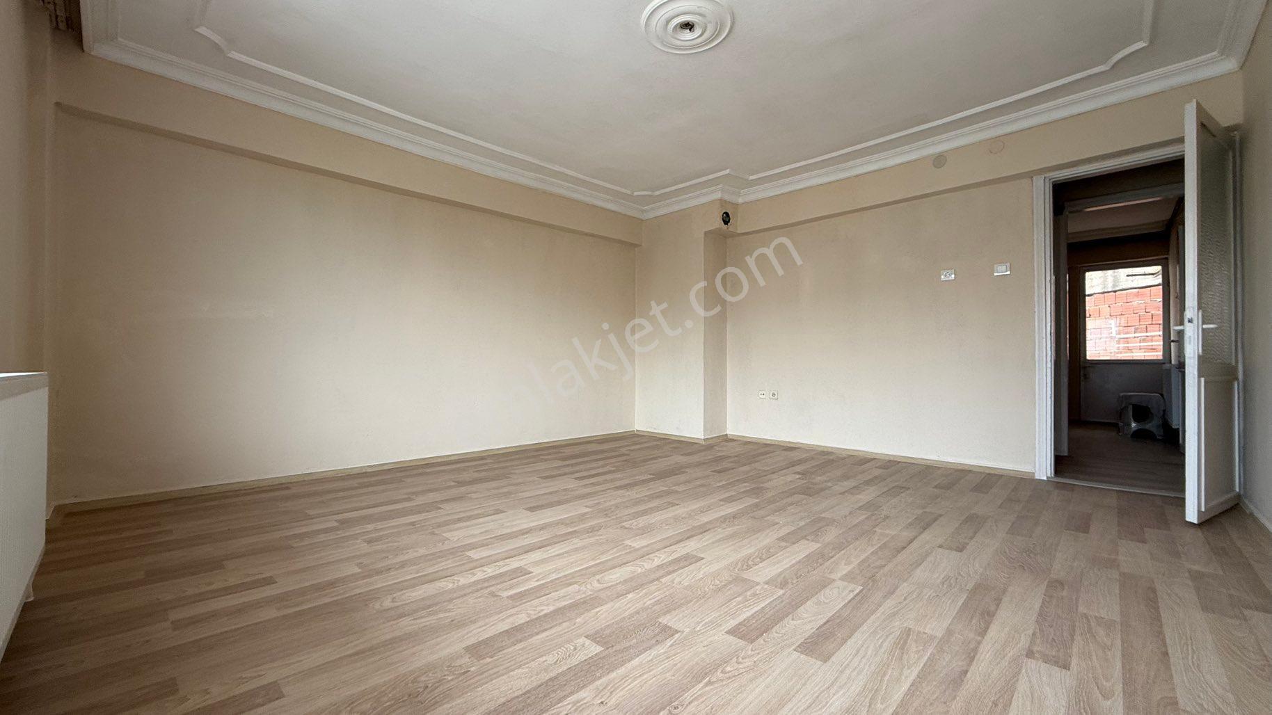 Ege Mah 3+1 Doğalgazlı Cadde Üzeri 130m2 Geniş Kiralık Daire - Görsel 18