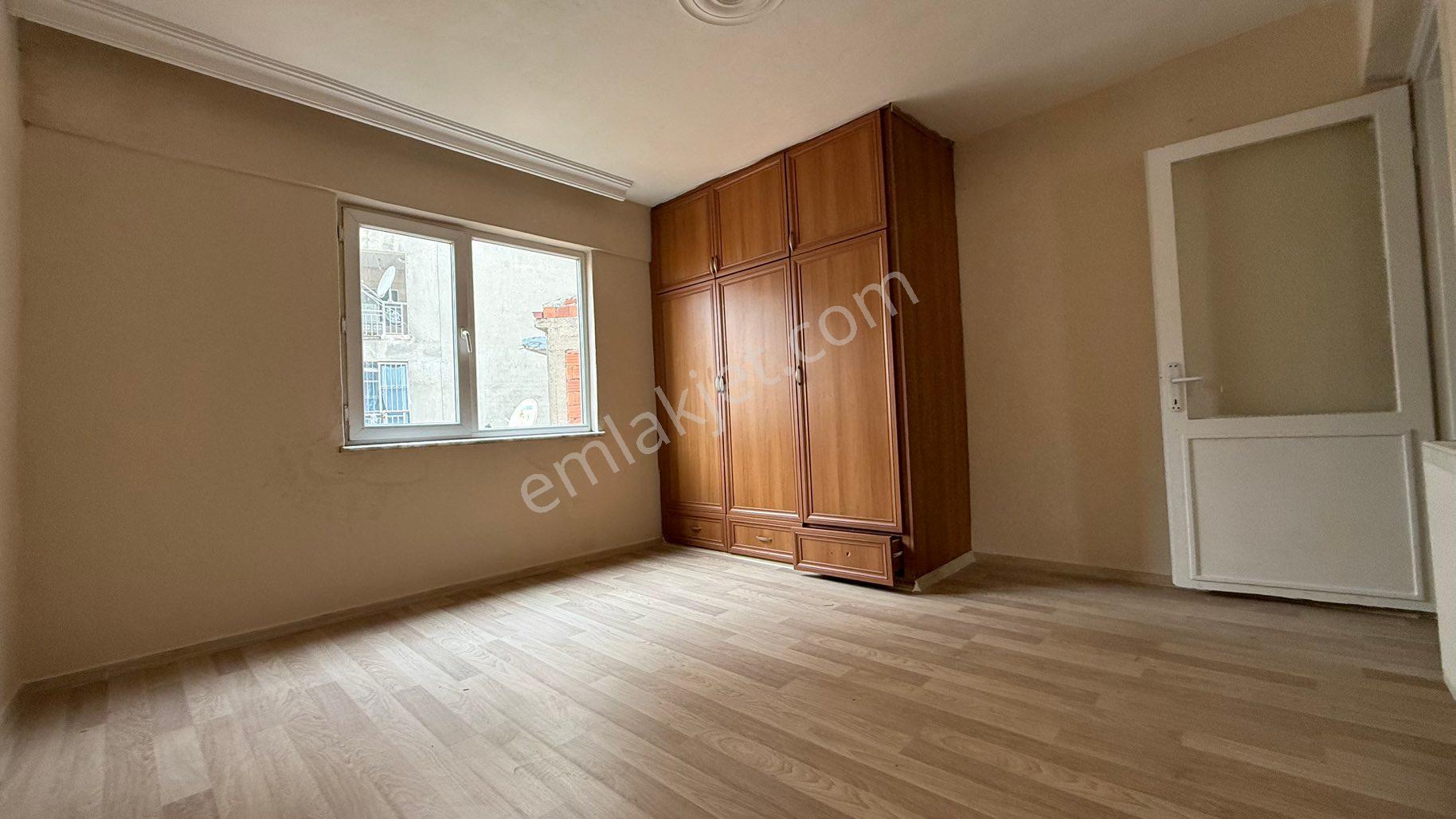 Ege Mah 3+1 Doğalgazlı Cadde Üzeri 130m2 Geniş Kiralık Daire - Görsel 5