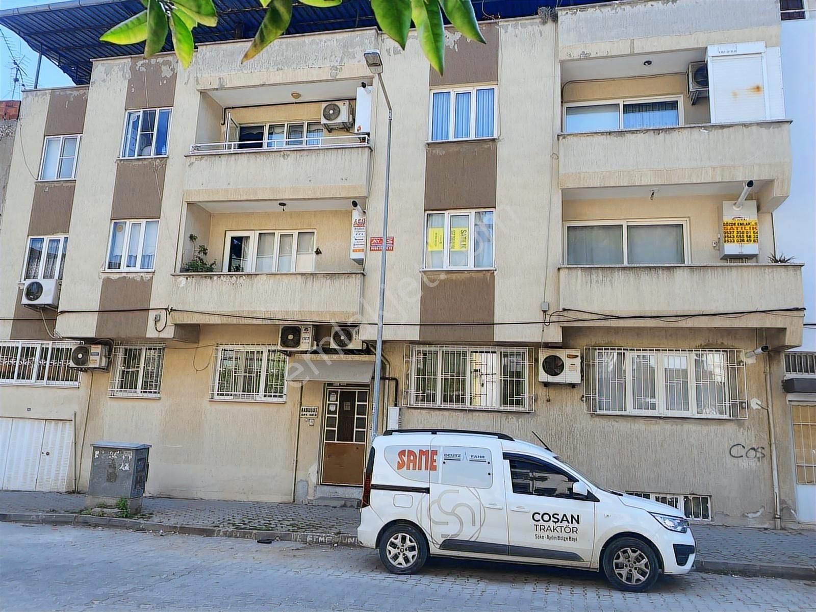 Şirin Evlerde Satılık Doğalgazlı 3+1 Daire ( İçi Yeni ) - Görsel 3