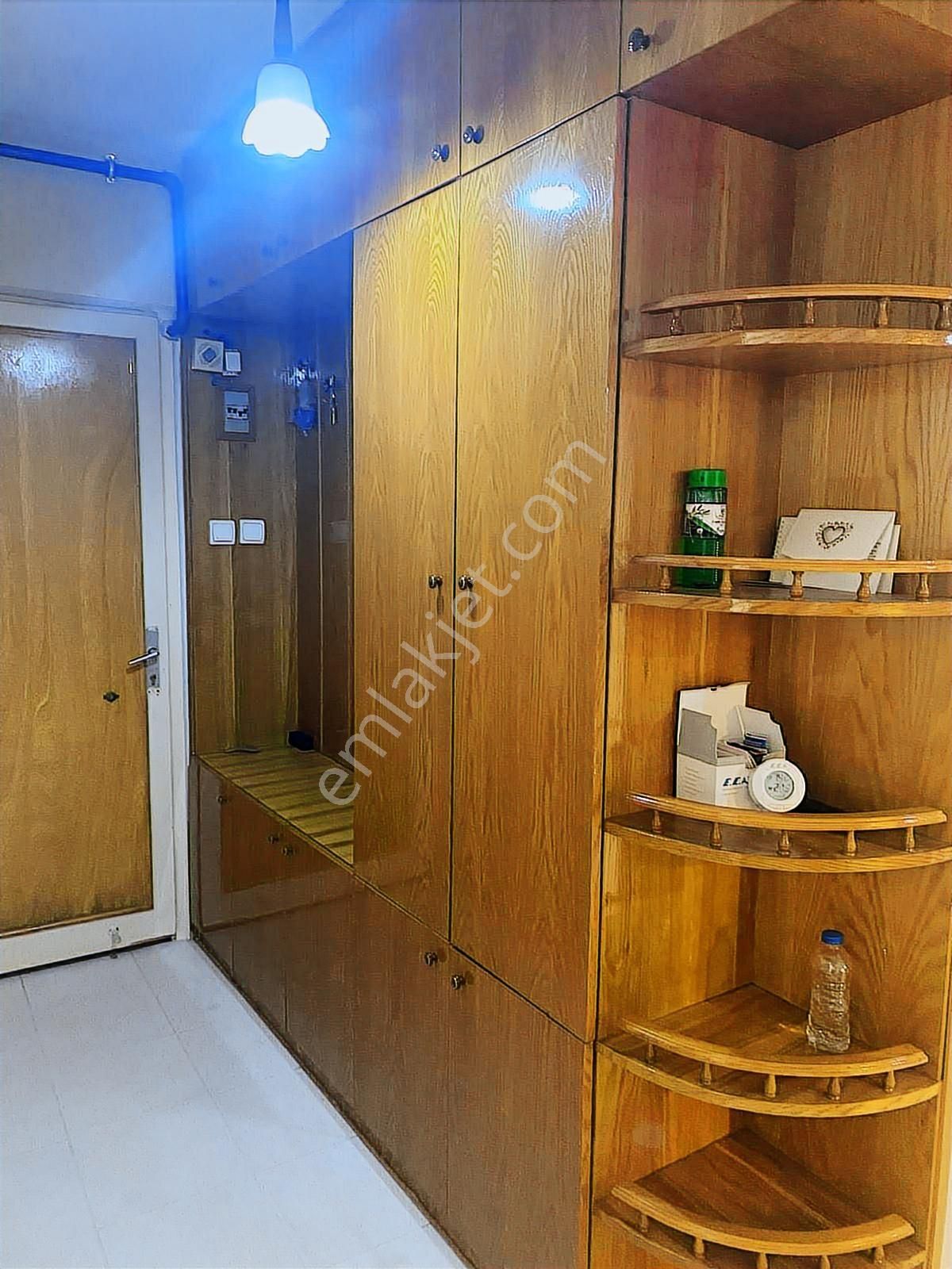 Şirin Evlerde Satılık Doğalgazlı 3+1 Daire ( İçi Yeni ) - Görsel 7