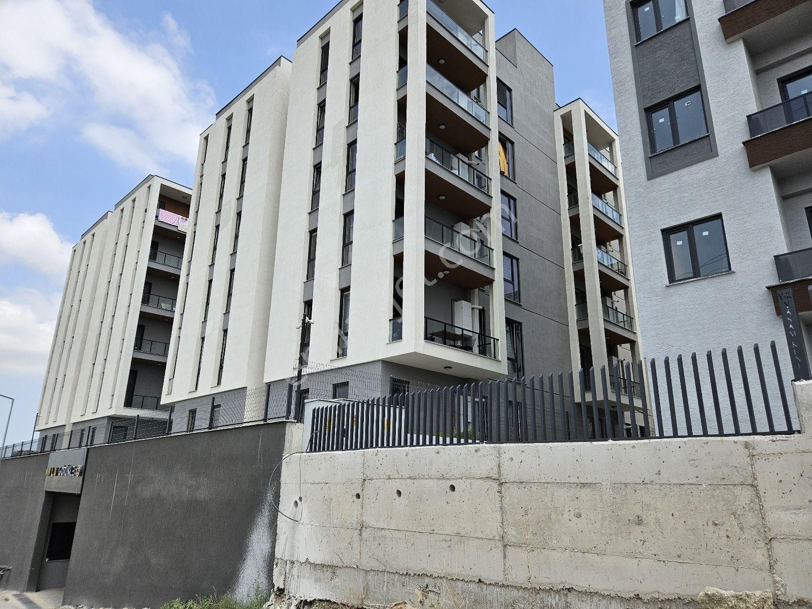 Nfs'den Dumlupınar Avlu Görükle 2'de Kiralık 2+1 Eşyalı Daire