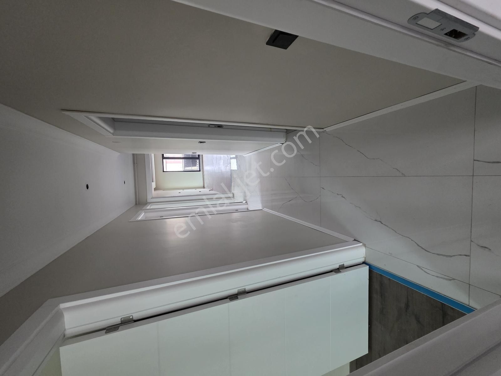Kayapa 30 Ağustos Zafer Mahallesi'nde Kiralık 3+1 Arakat Daire - Görsel 2