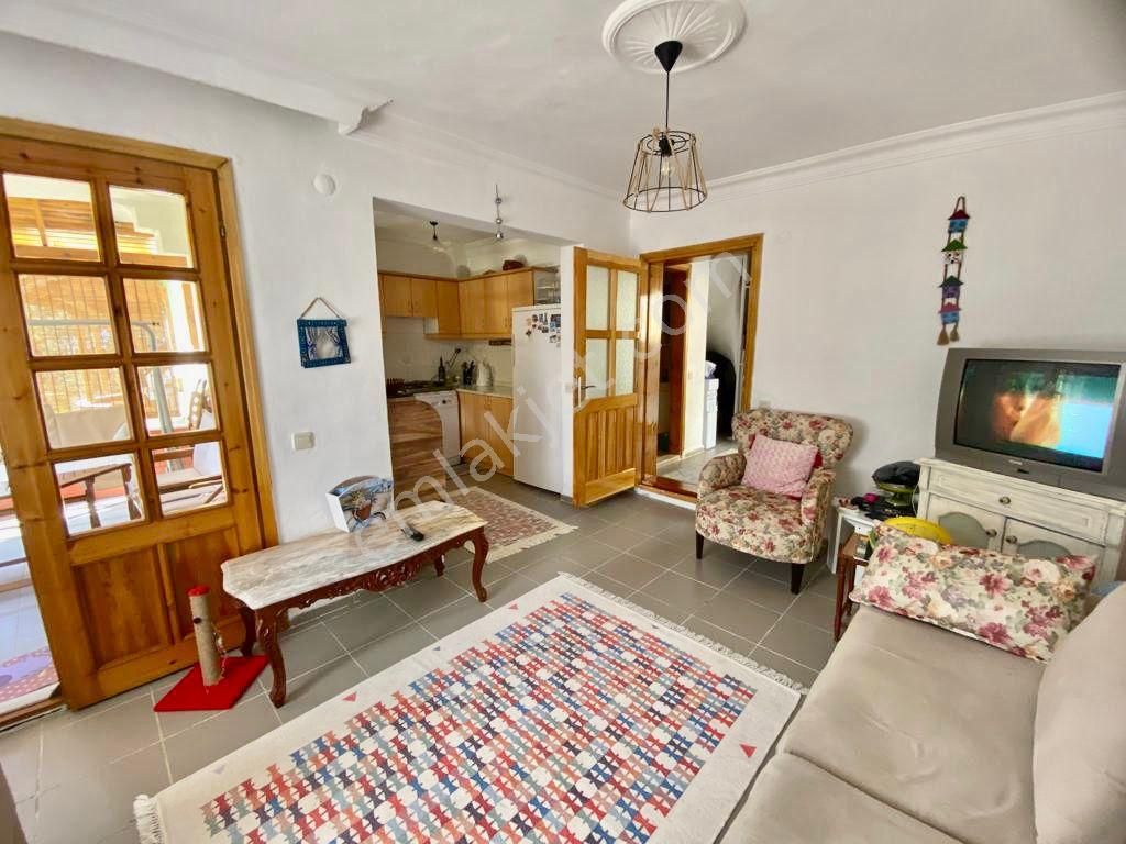 ✨akçay Ay Emlak'tan✨pelitköy'de Hayallerinizi Süsleyecek Deniz Manzaralı Satılık 4+1 Müstakil Villa - Görsel 9