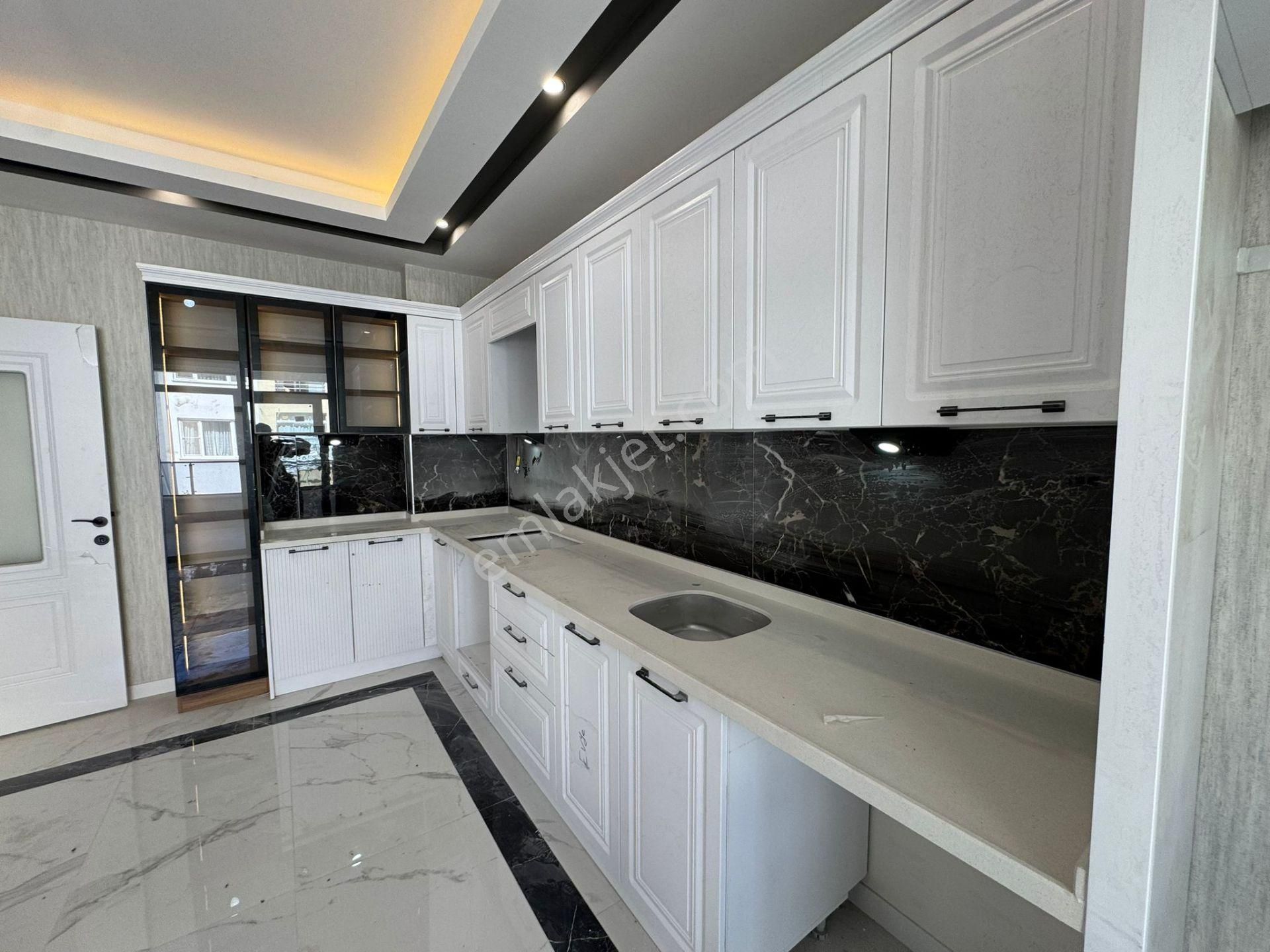 Kosova Mahallesi Satılık Sıfır Lüx 3+1 Daireler