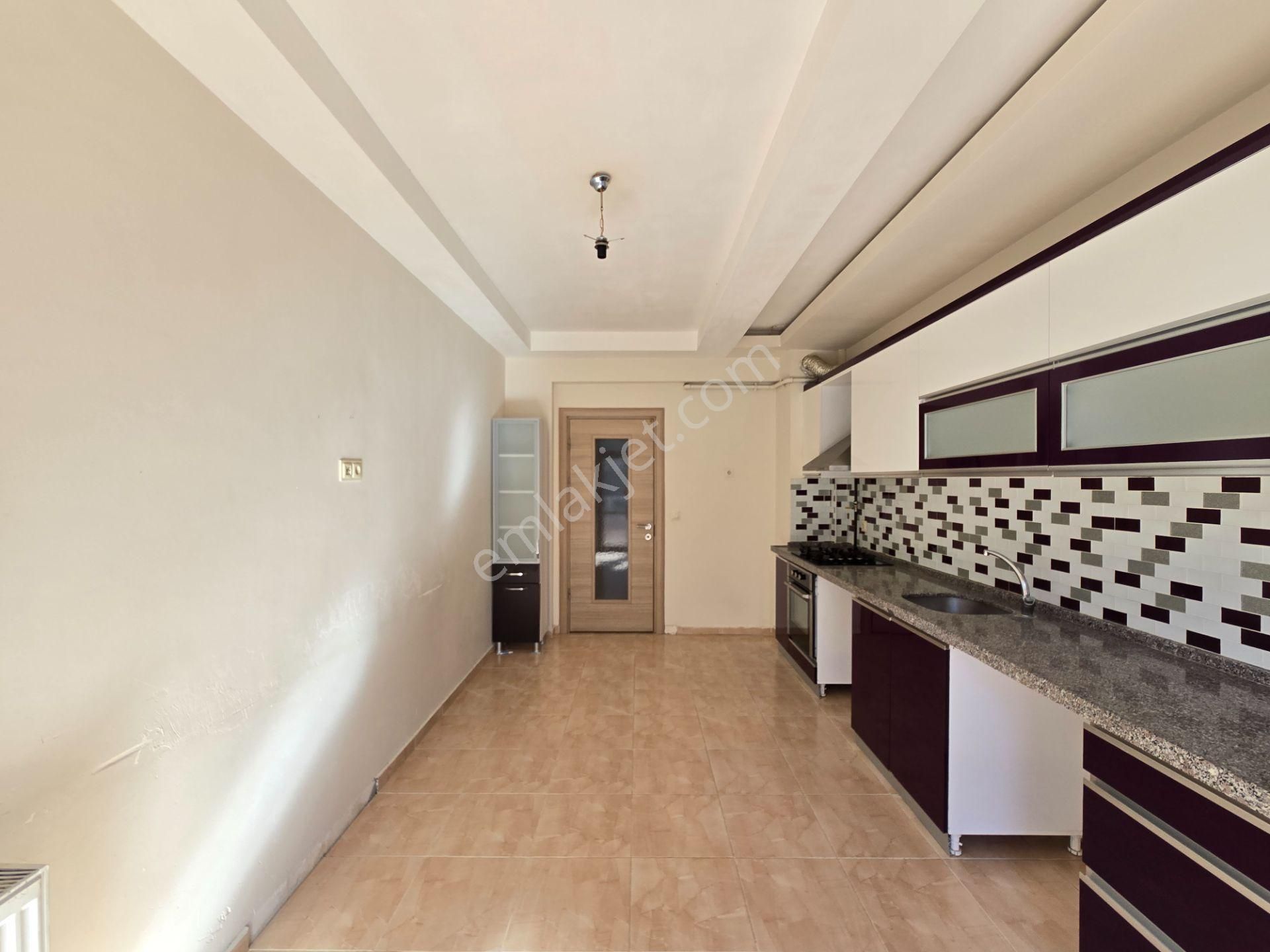 İşyapar Dan Elmalı Hamdi Hoca Cad. Yakın Kiralık 3+1 Daire - Görsel 15