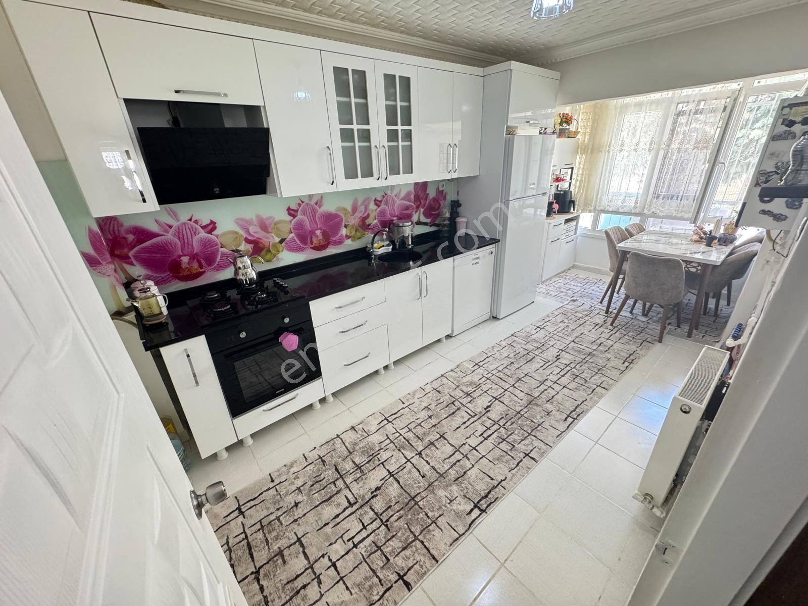 Ahi Evran Mah'de Salon Bağımsız Yeni Binada Satılık 3+1 Daire - Görsel 3