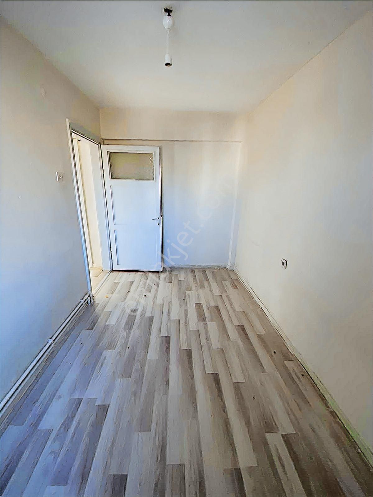 Çankaya Mahallesinde Önü Açık Park Manzaralı Kiralık 2+1 Daire - Görsel 20