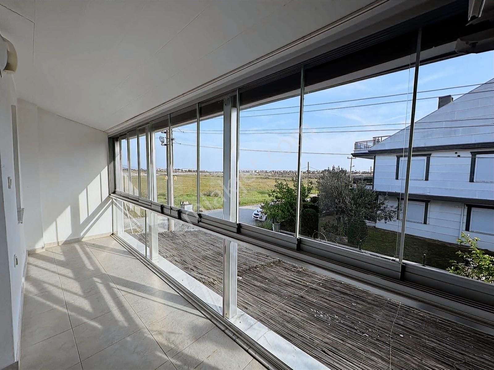 Ayvalık Sarımsaklı'da Önü Açık Bahçeli 3+1 Kiralık Villa - Görsel 22