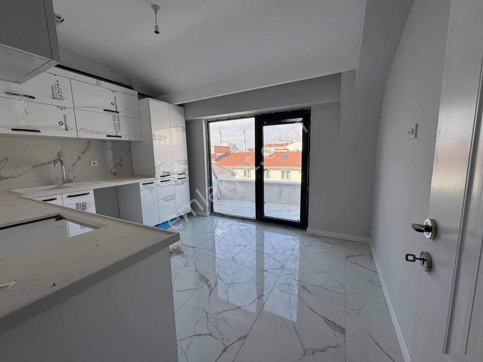 Çamlıca Mah. Fatih Cami Yakını Geniş Dubleks Satılık 3+1 Daire - Görsel 14