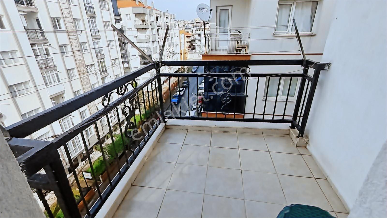 Buca Işçıevlerin'de Satılık 3+1 Bakımlı Daire - Görsel 15