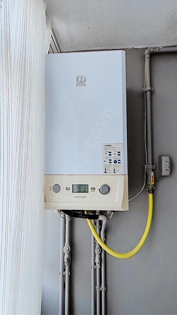 Buca Işçıevlerin'de Satılık 3+1 Bakımlı Daire - Görsel 6