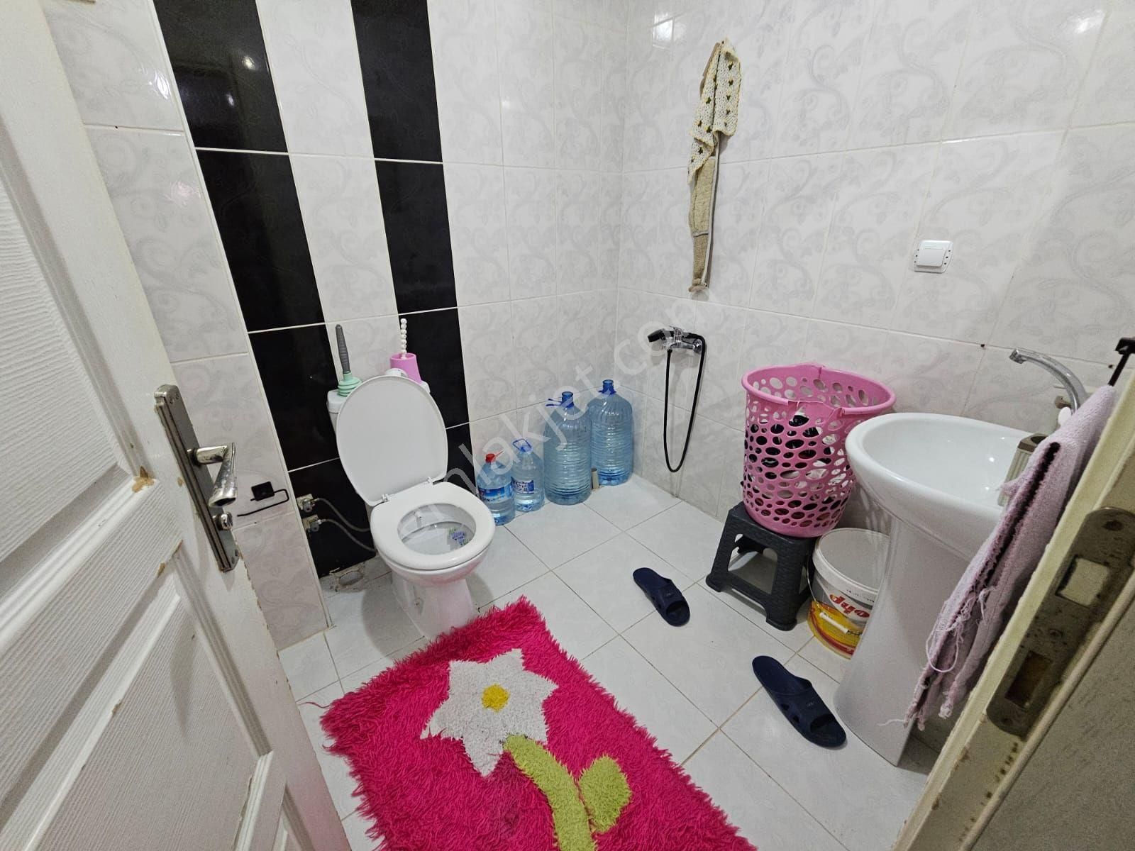 Karapürçek Uçaklı Park Yakını 3+1 Asansörlü Ebeveyn Banyolu Daire - Görsel 24