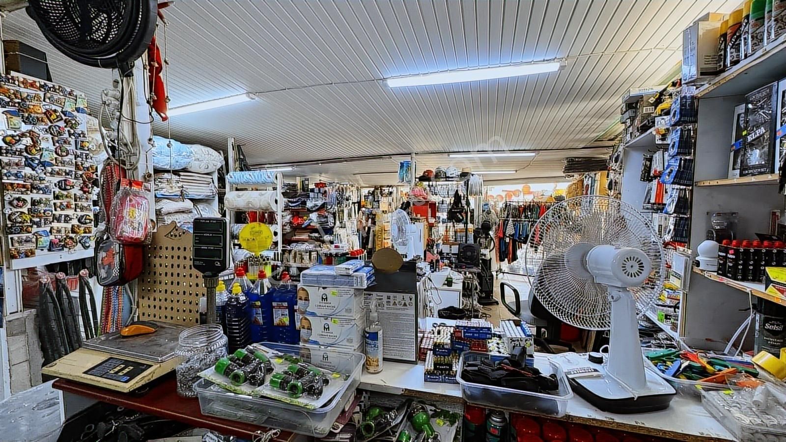 Devren Kiralık Ayvalık Sarımsaklı Merkezde Binbirçeşit Avm - Görsel 8