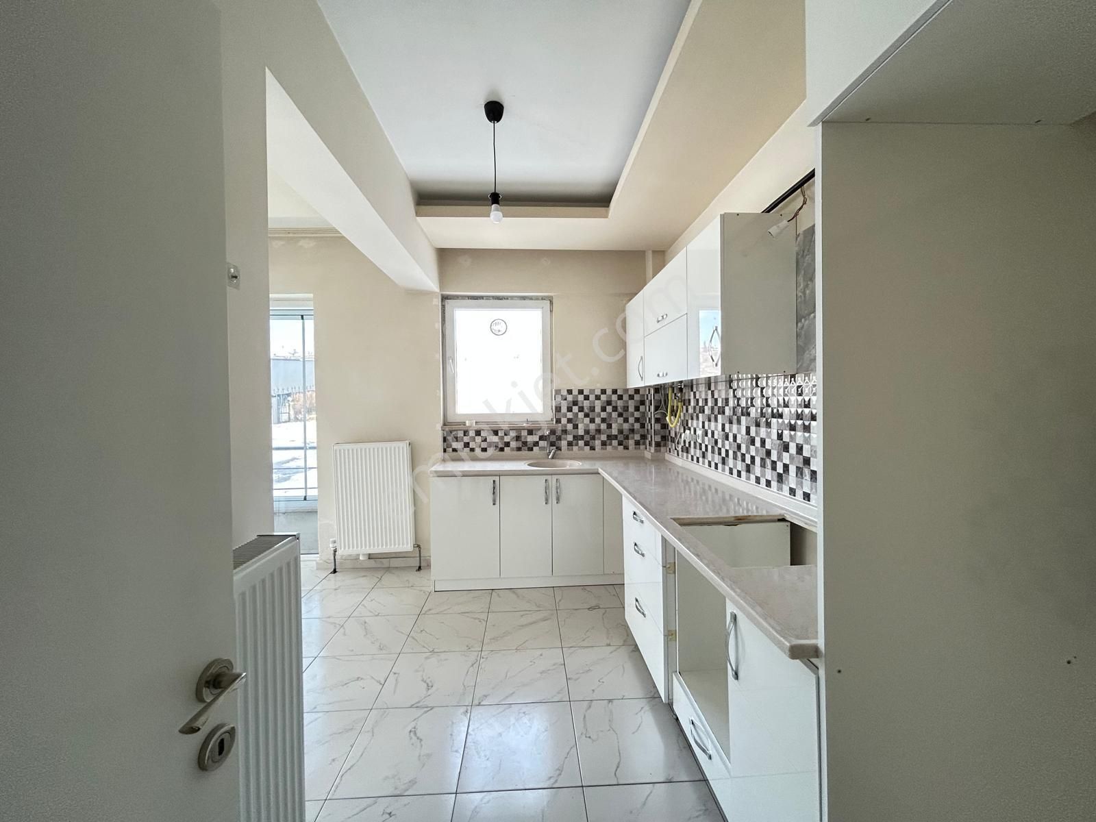 Elisa Gyo/ İldem De Özel Yapsat 3+1 Ebeveyn Banyolu Hemen Oturulur Satılık Daire - Görsel 22