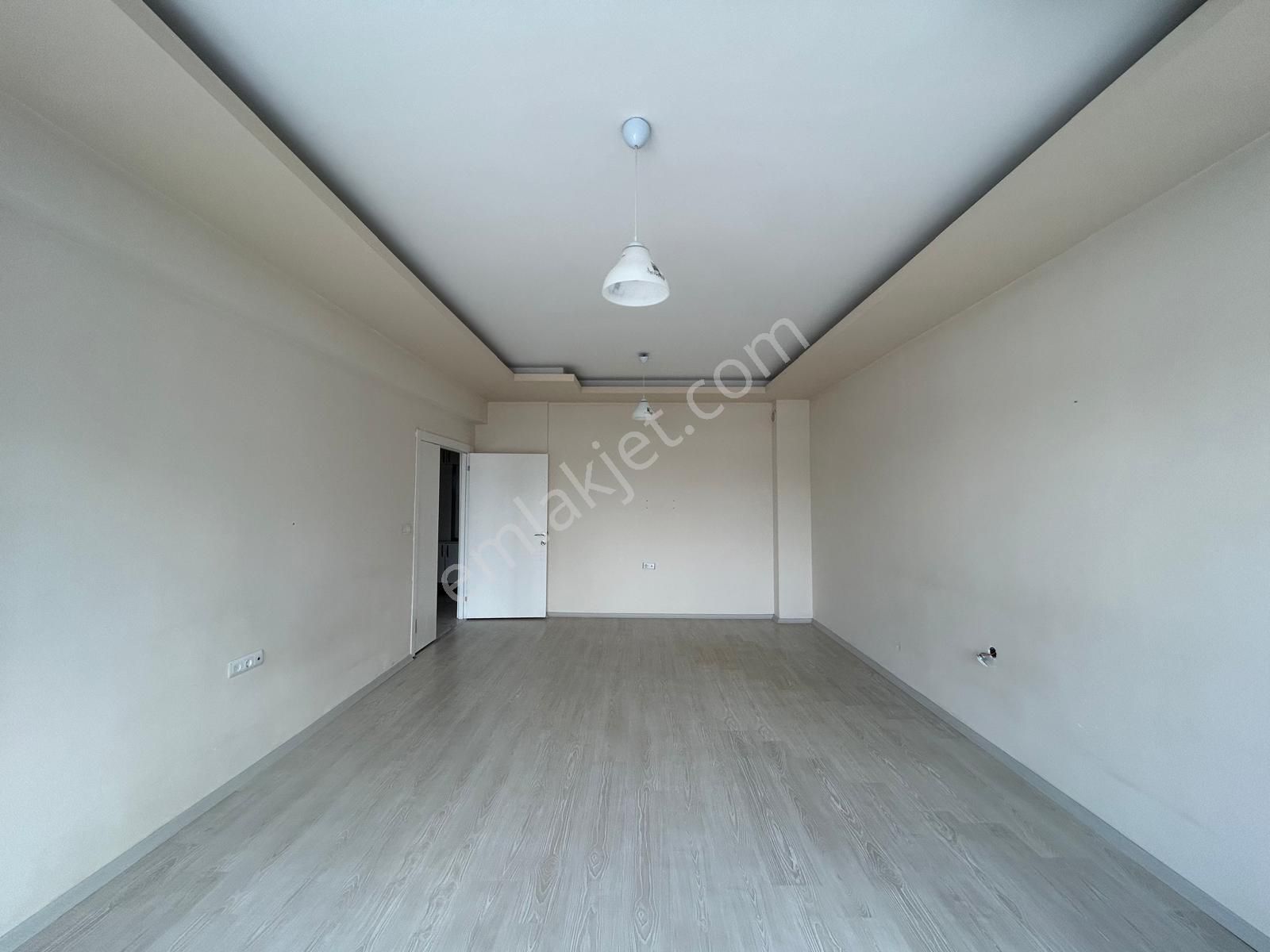 Elisa Gyo/ İldem De Özel Yapsat 3+1 Ebeveyn Banyolu Hemen Oturulur Satılık Daire - Görsel 17