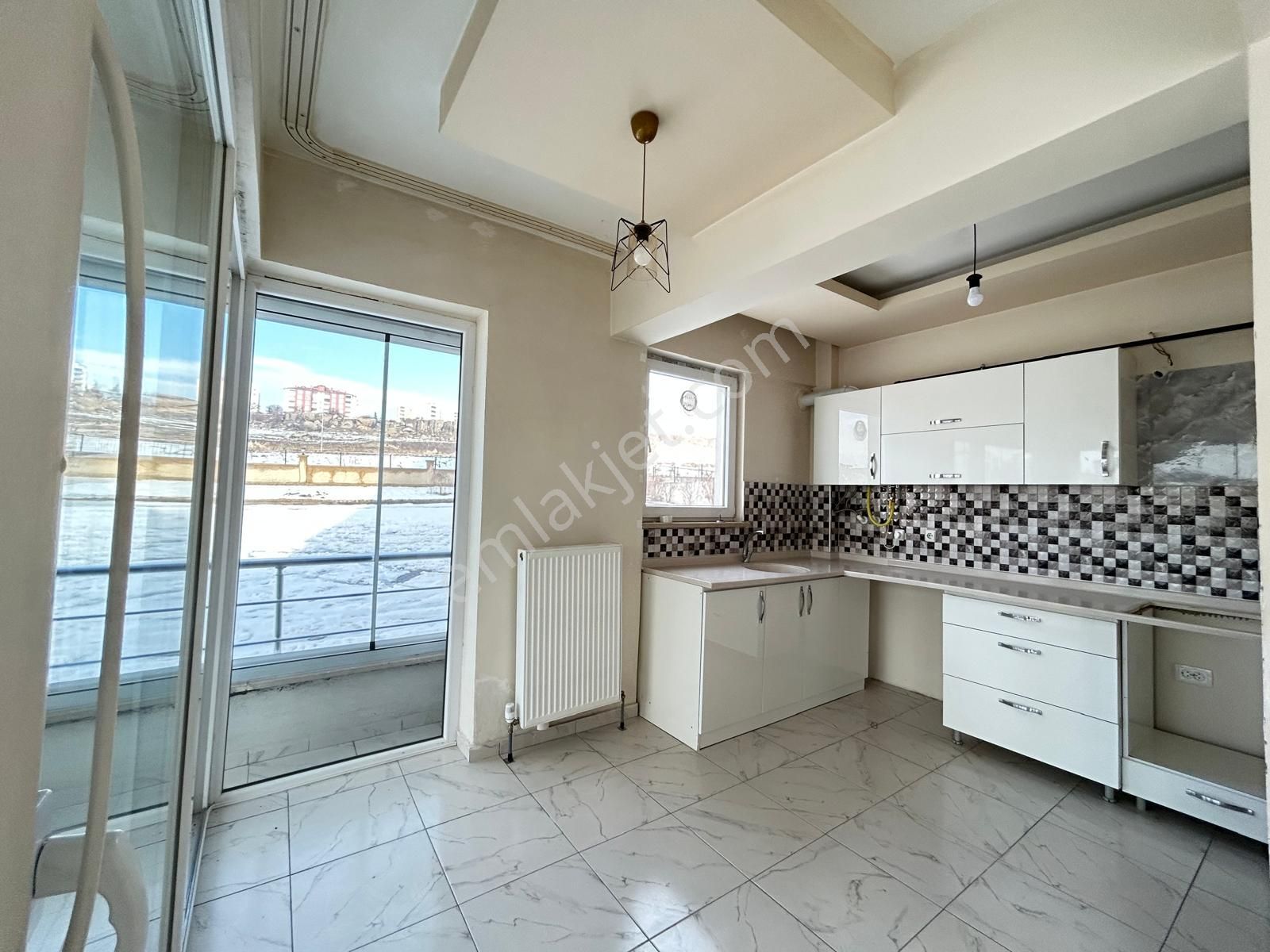 Elisa Gyo/ İldem De Özel Yapsat 3+1 Ebeveyn Banyolu Hemen Oturulur Satılık Daire - Görsel 19