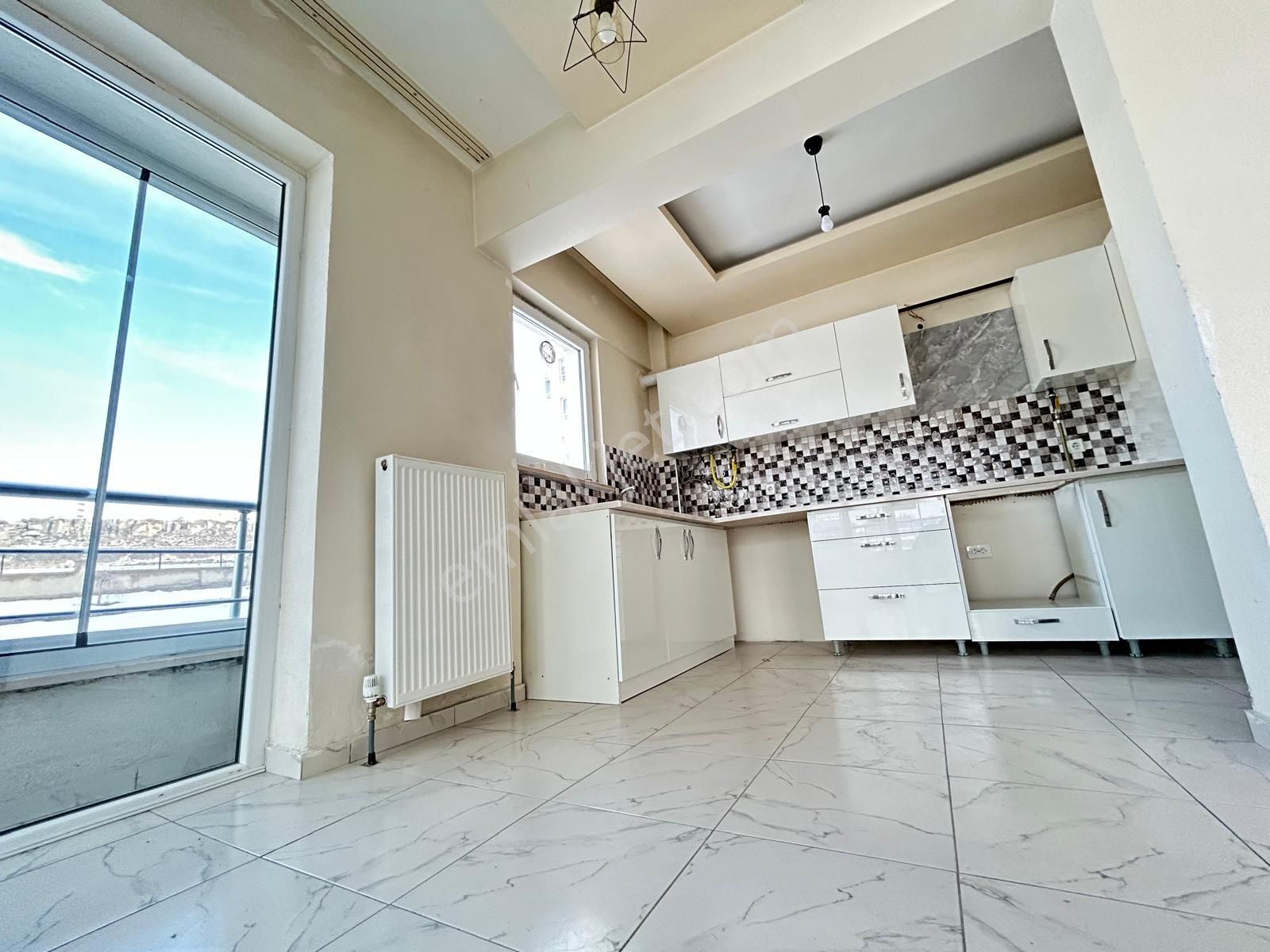 Elisa Gyo/ İldem De Özel Yapsat 3+1 Ebeveyn Banyolu Hemen Oturulur Satılık Daire - Görsel 5