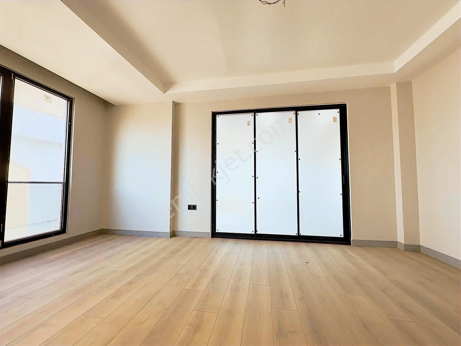 2 Hafta Süreli Fiyat! Vadi 24'te Kiralık Triplex Villa - Görsel 3