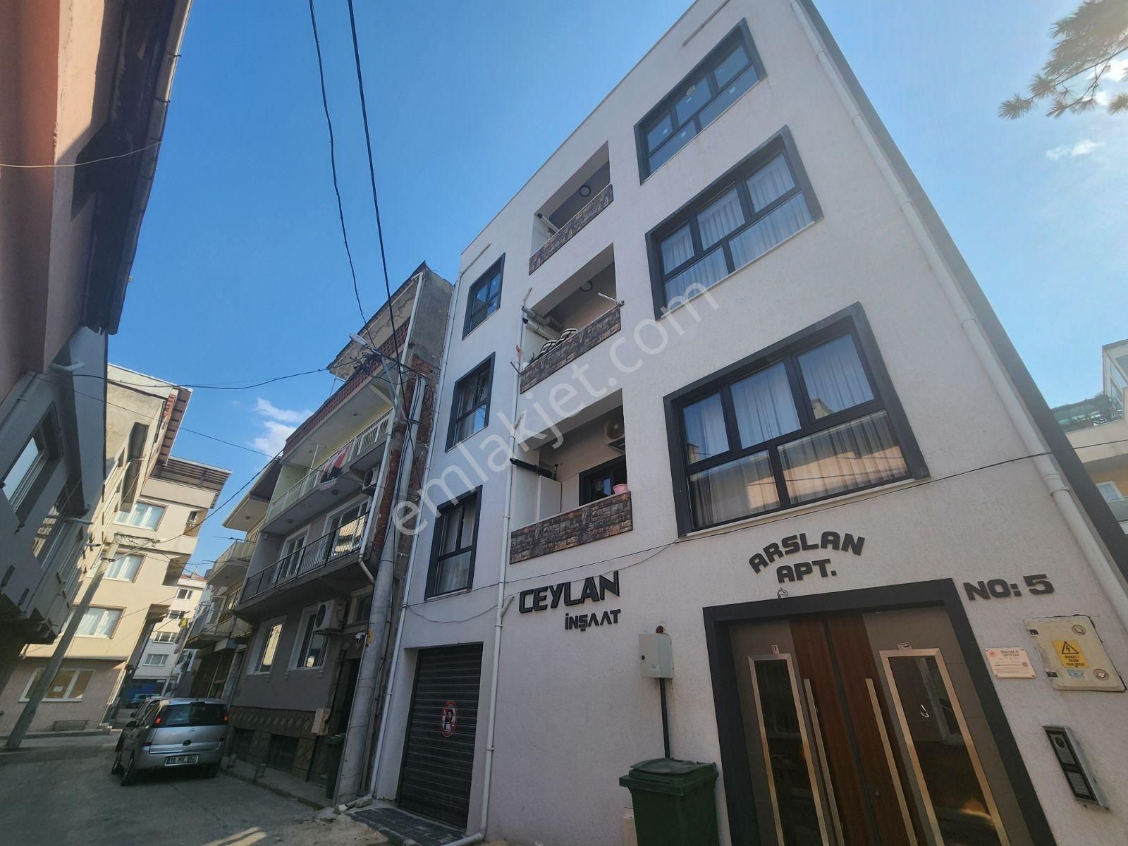 Kayalardan 2+1 Hürriyette Lüks Arakat Daire - Görsel 4