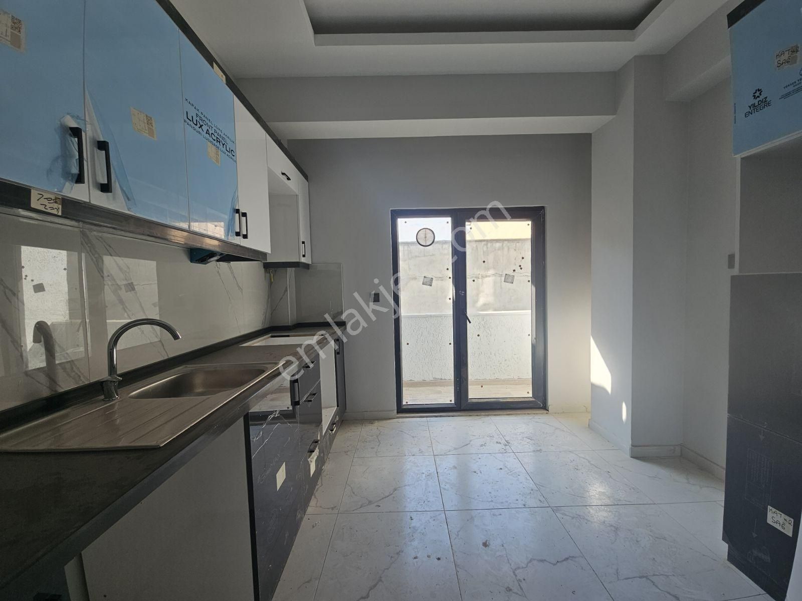 Kayalardan 2+1 Hürriyette Lüks Arakat Daire - Görsel 34